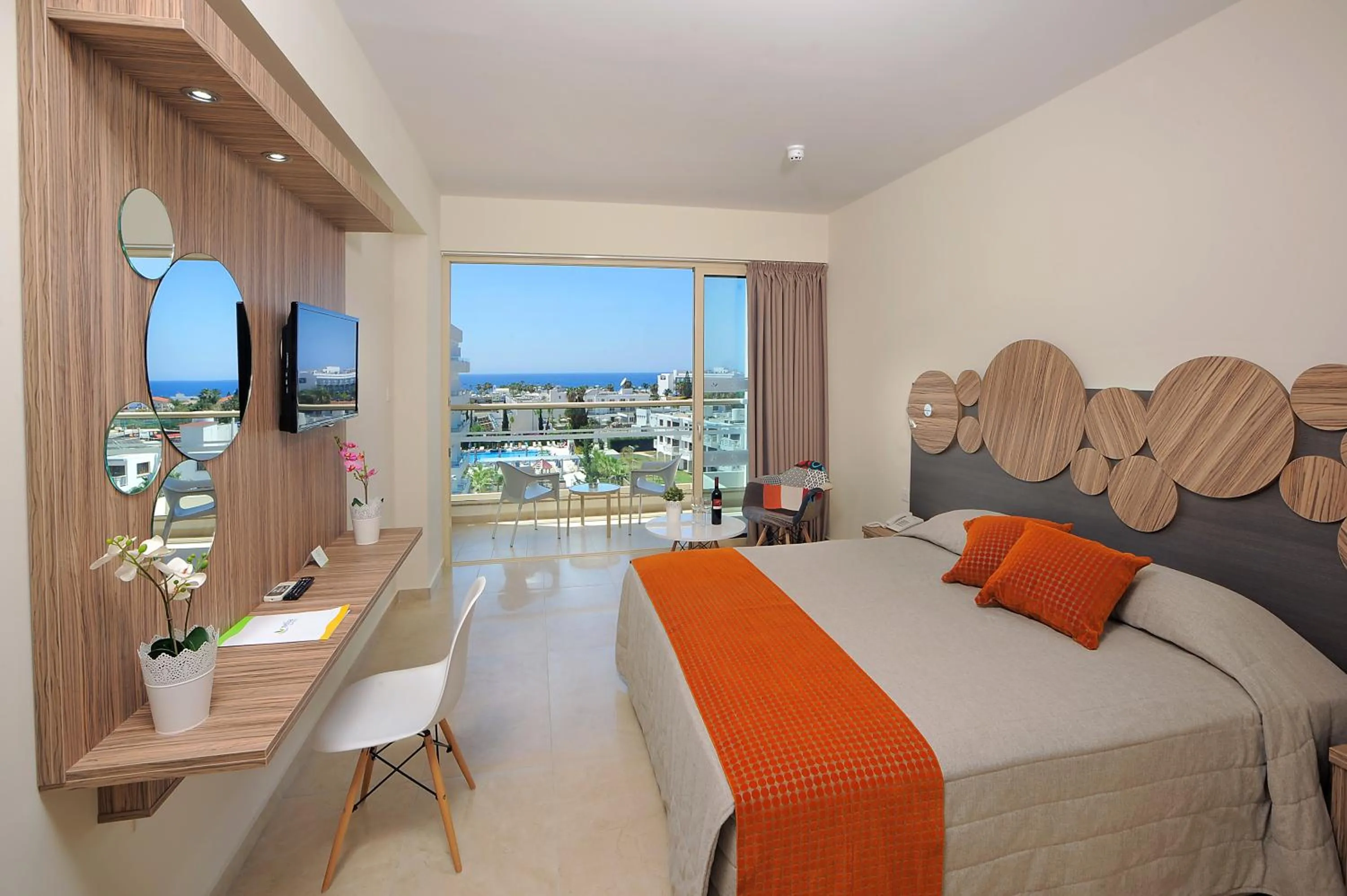 Double or Twin Room with Sea View in Nelia Gardens