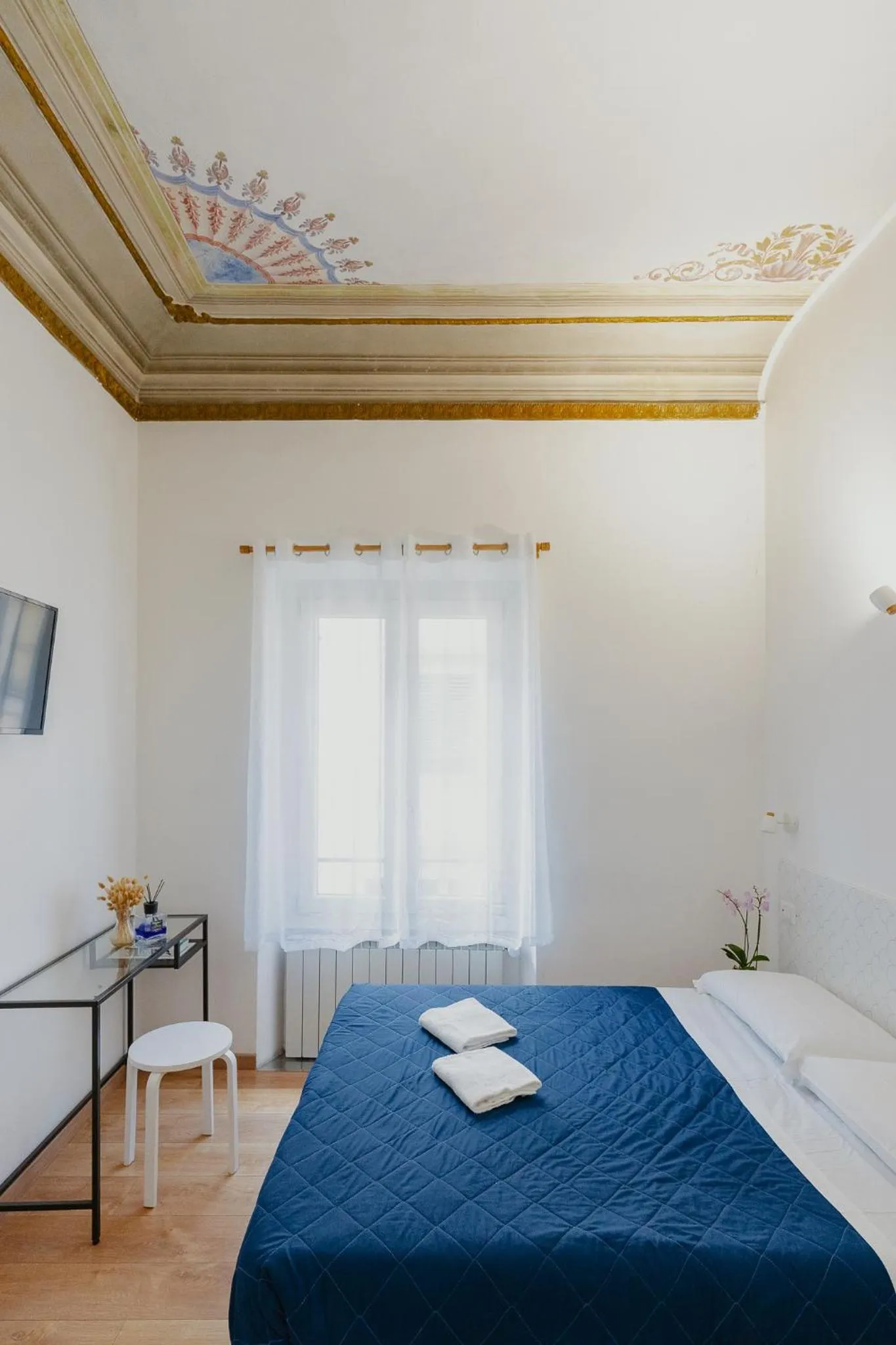 Bed in Florence Rooms