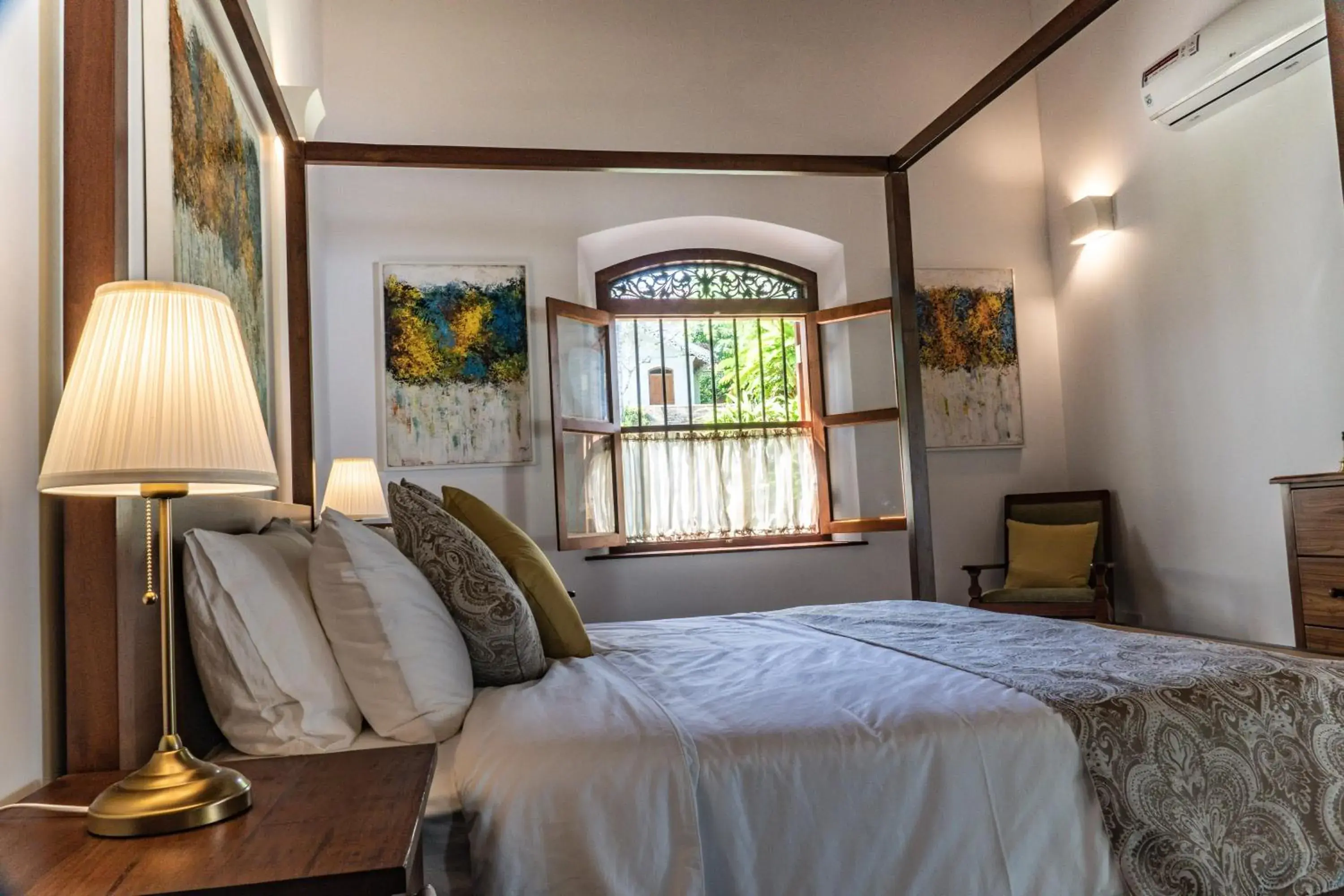 Deluxe King Room in Kiri Palu Deluxe King Room in Kiri Palu