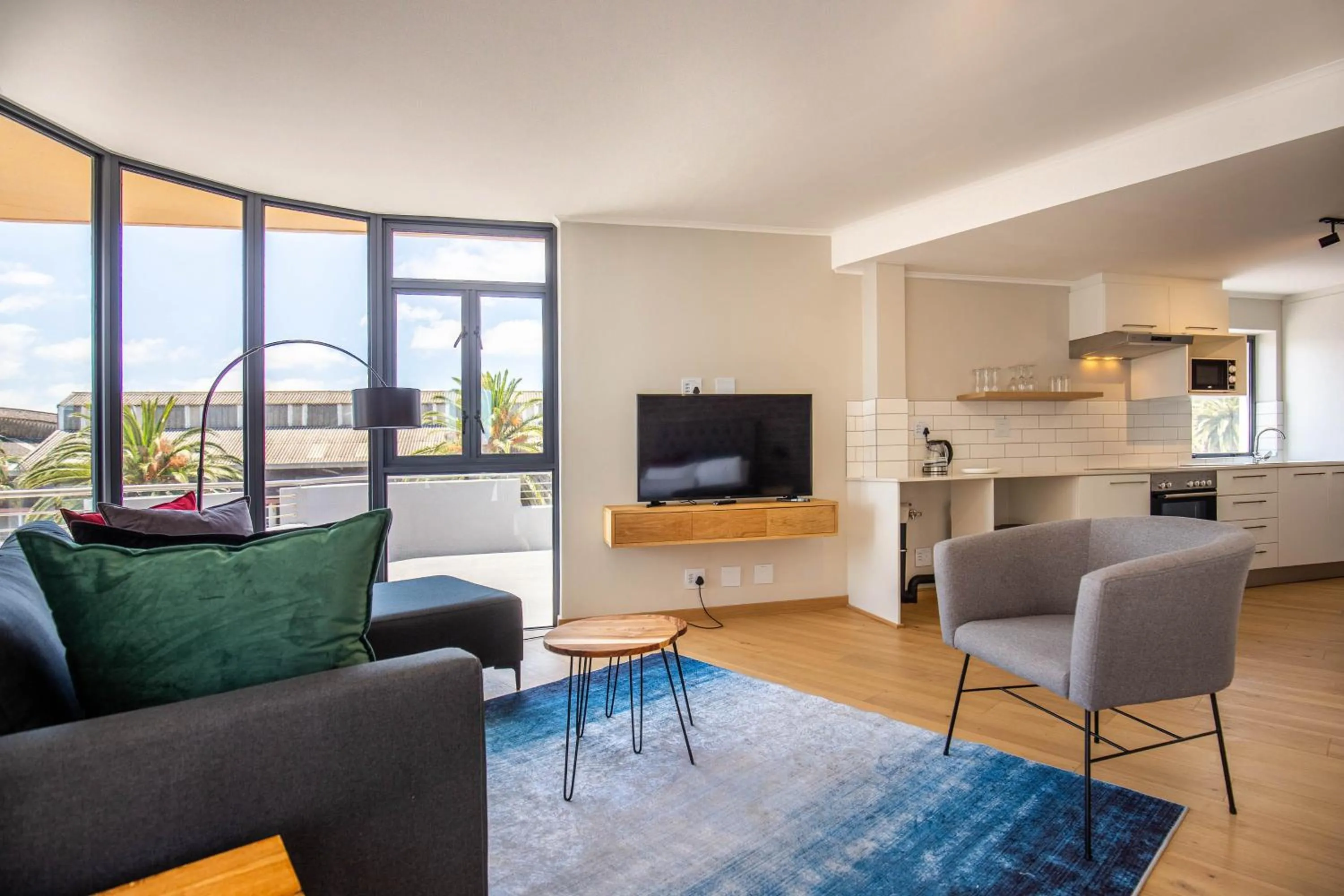 Living room in Urban Artisan Luxury Suites by Totalstay