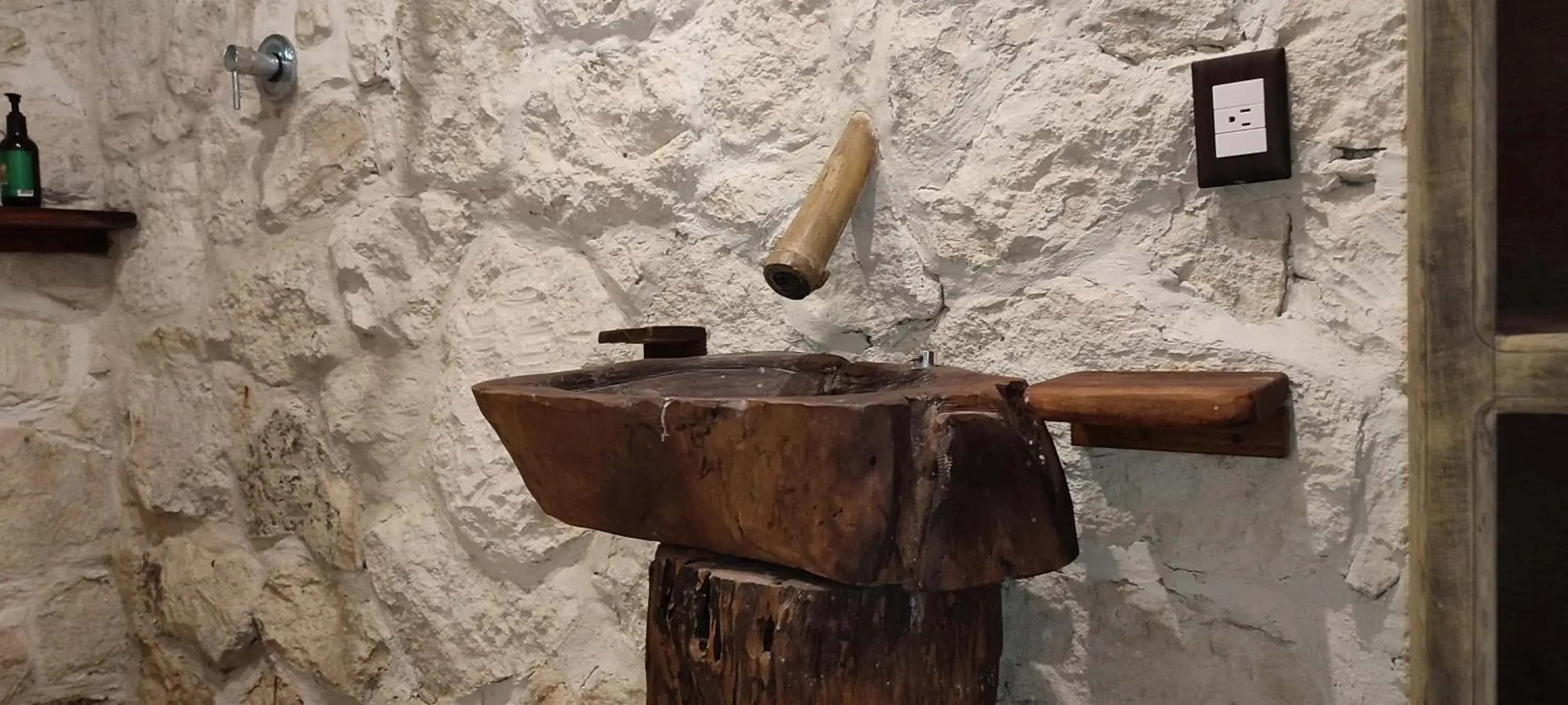 Bathroom in Aldea Maya-Ha Cabañas con cenotes Bathroom in Aldea Maya-Ha Cabañas con cenotes