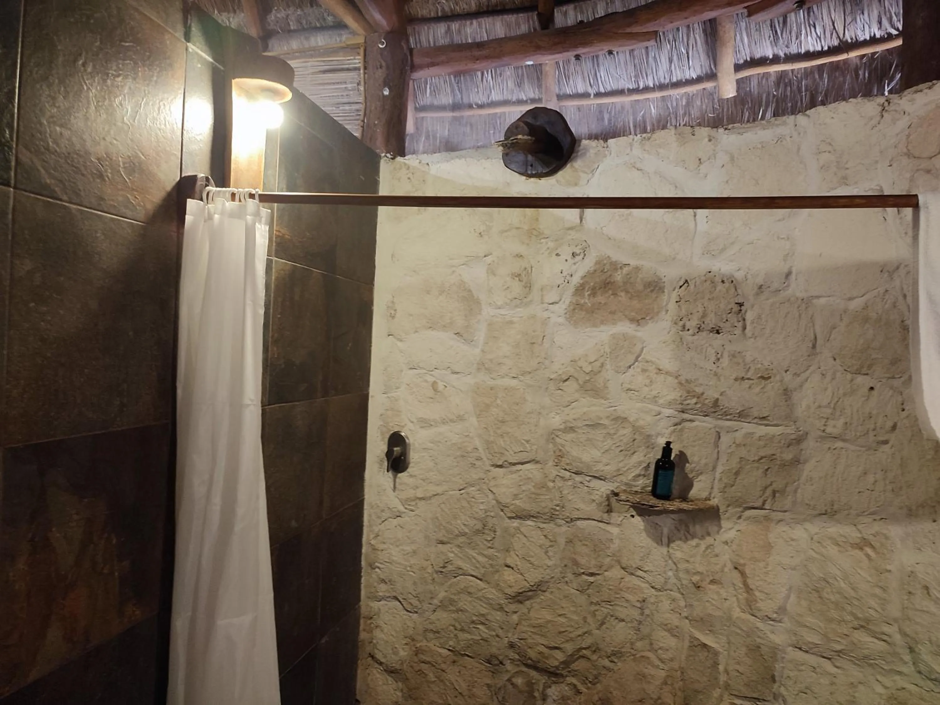 Shower in Aldea Maya-Ha Cabañas con cenotes