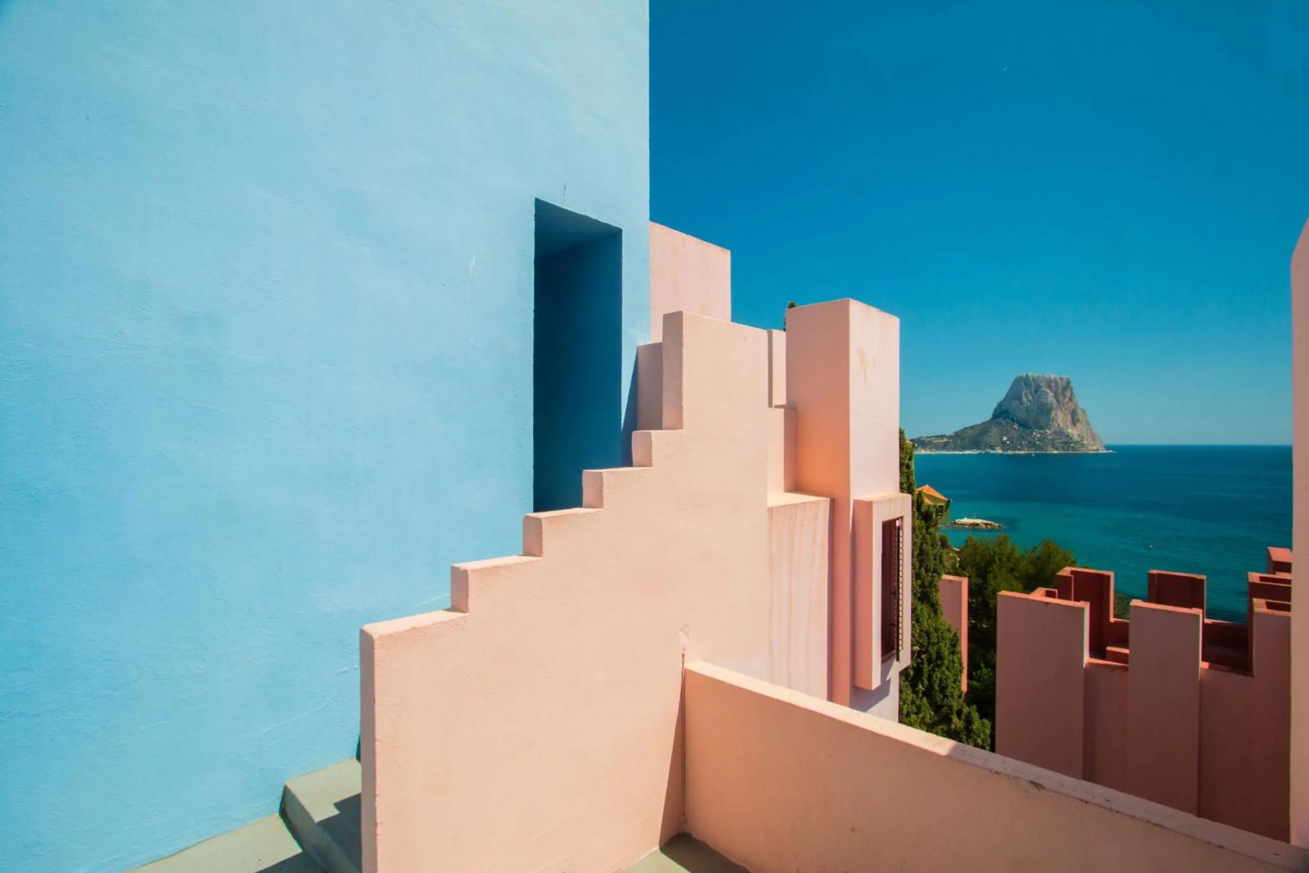 Apartamento Muralla Roja - PlusHolidays