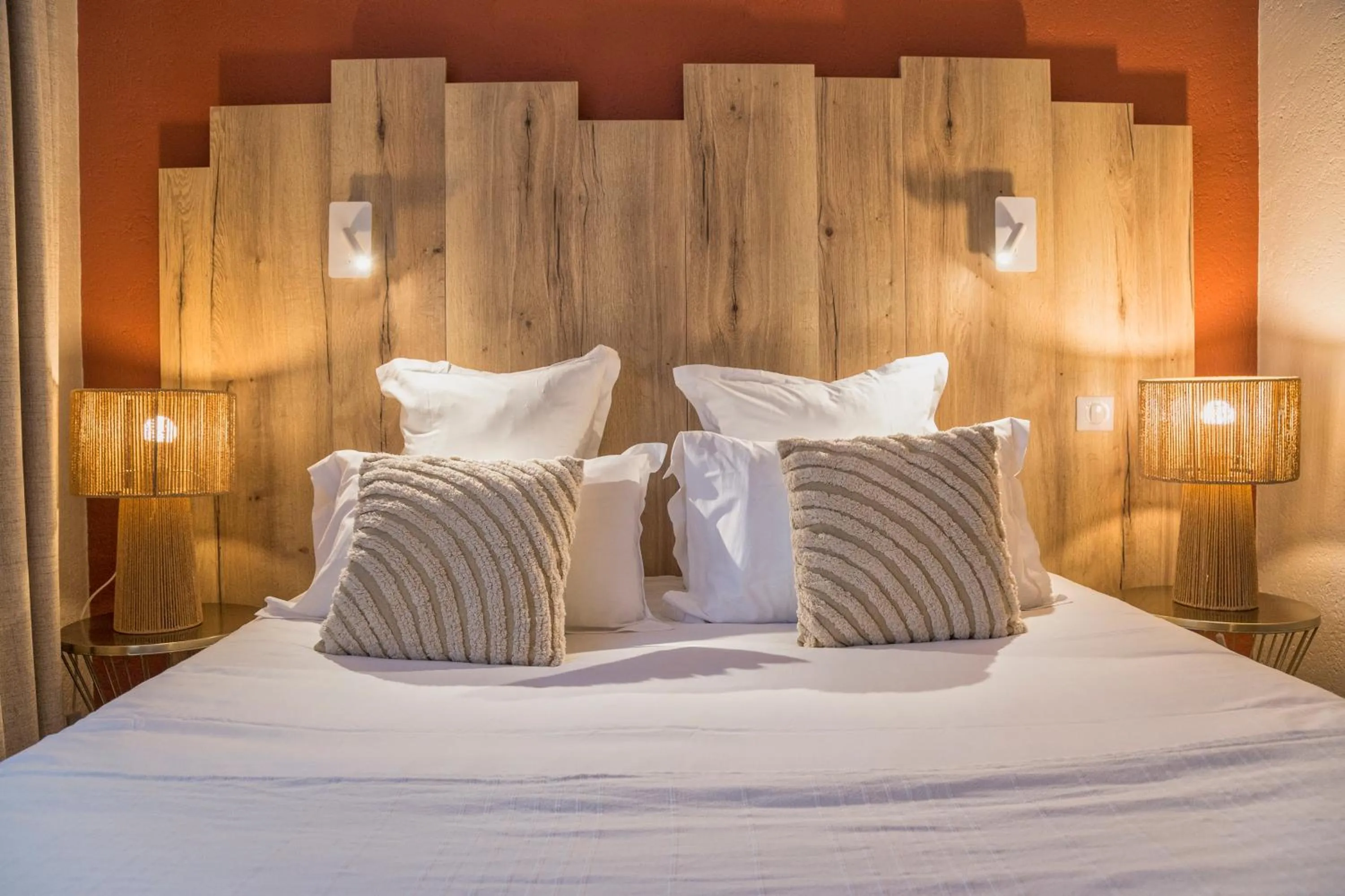 Bed in Hôtel BO & MIA