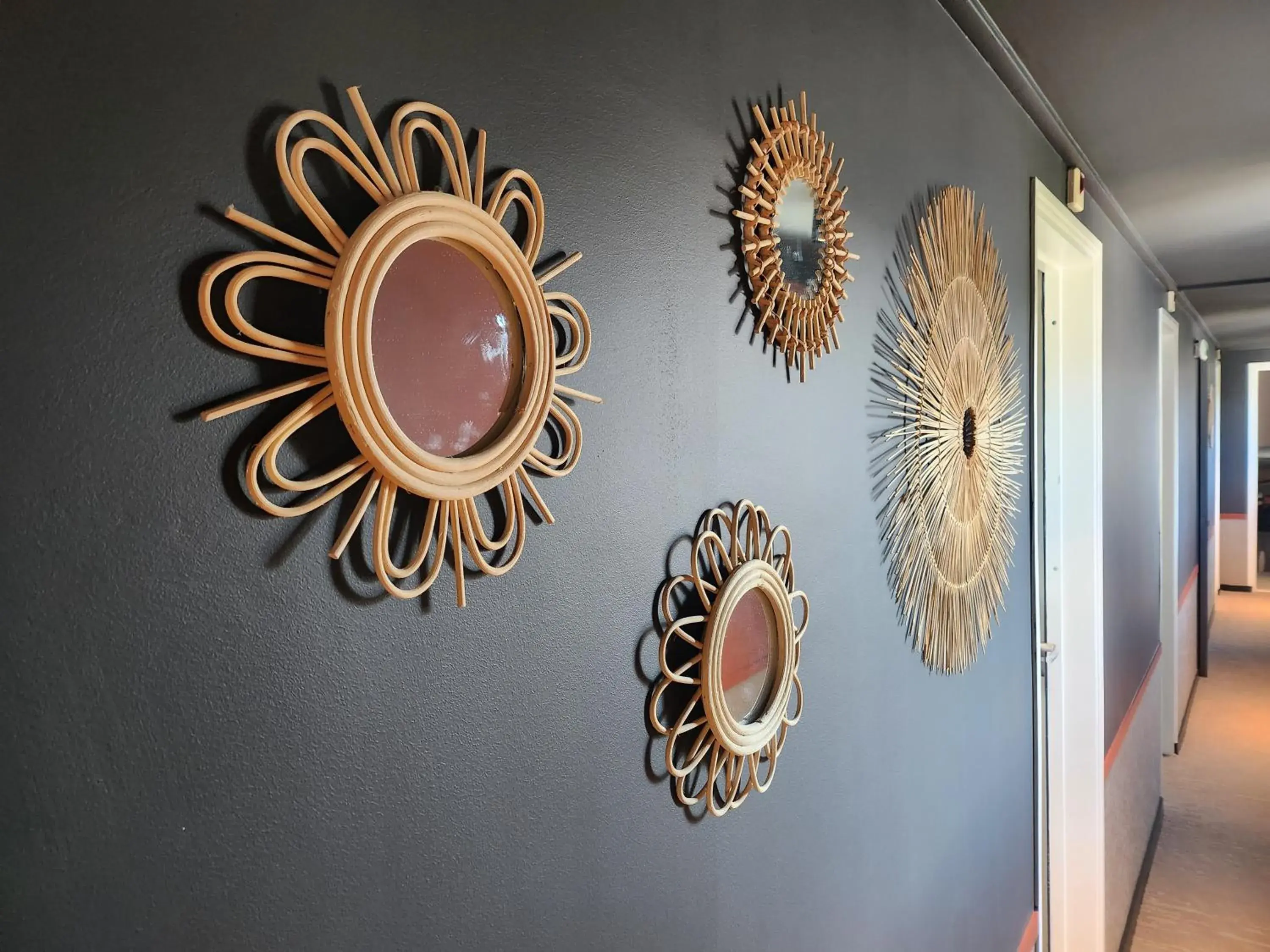 Property building in Hôtel BO & MIA Property building in Hôtel BO & MIA