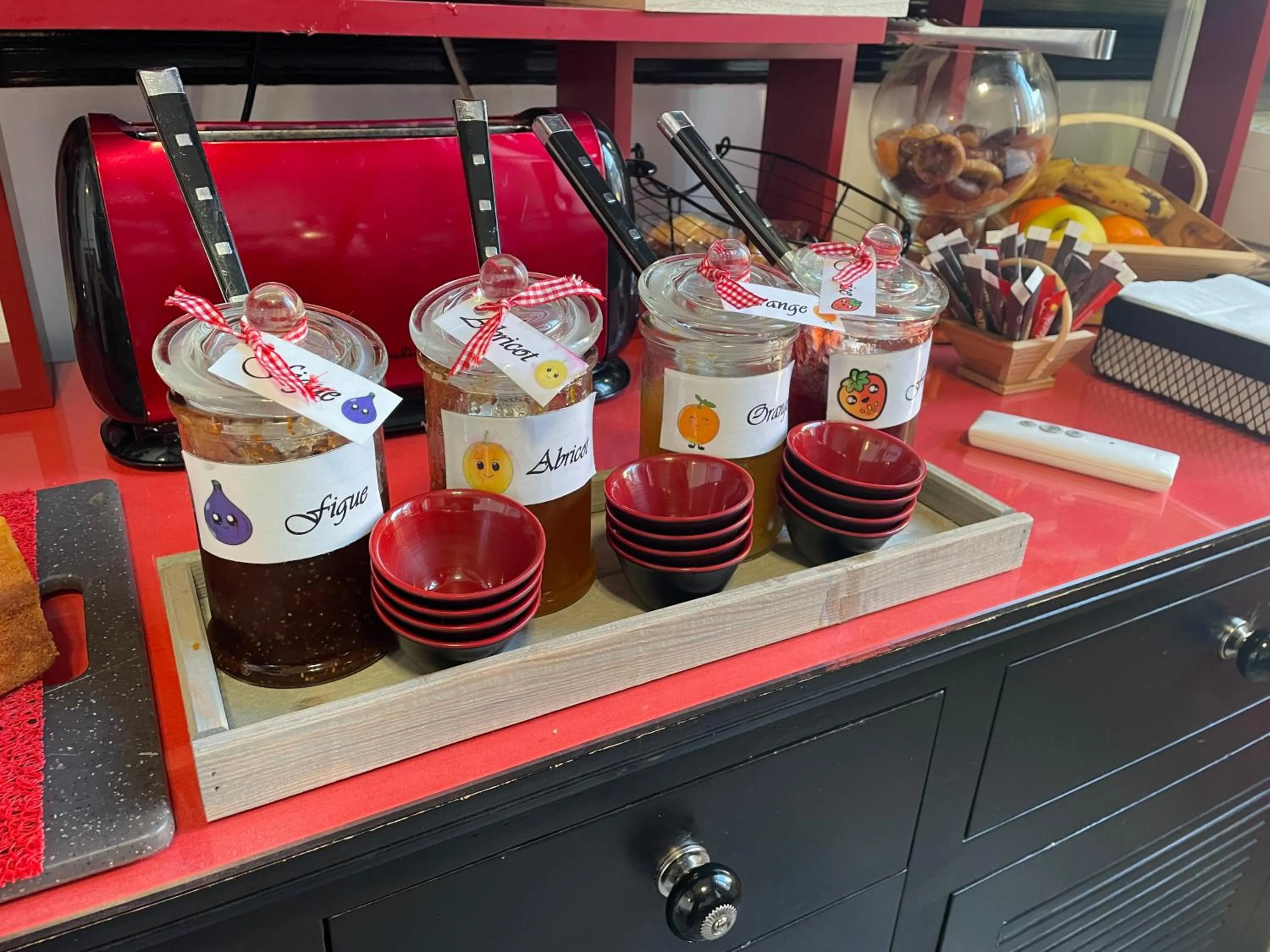 Breakfast in Hotel Au Chapon Fin