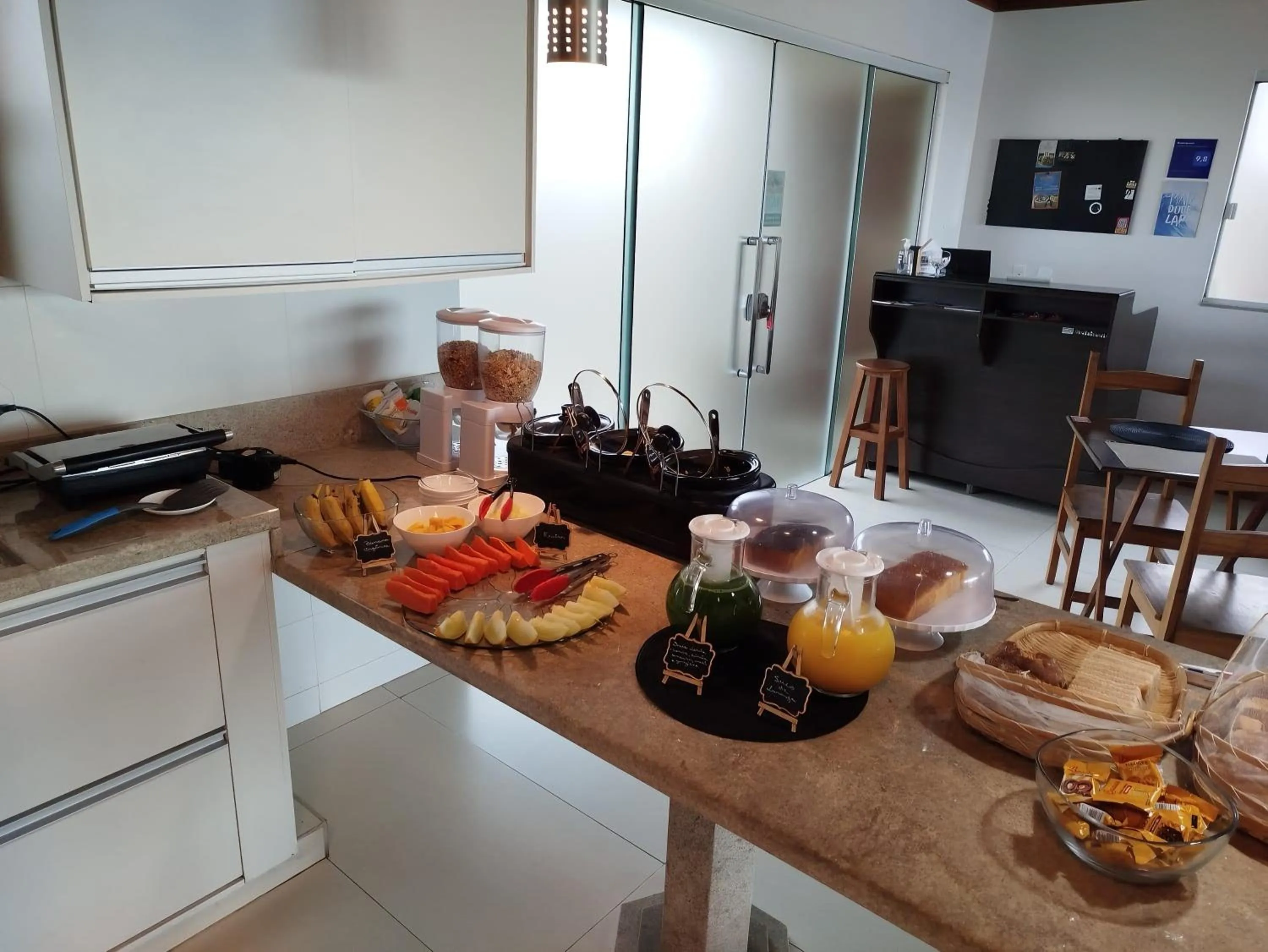 Breakfast in Hibisco Guest House