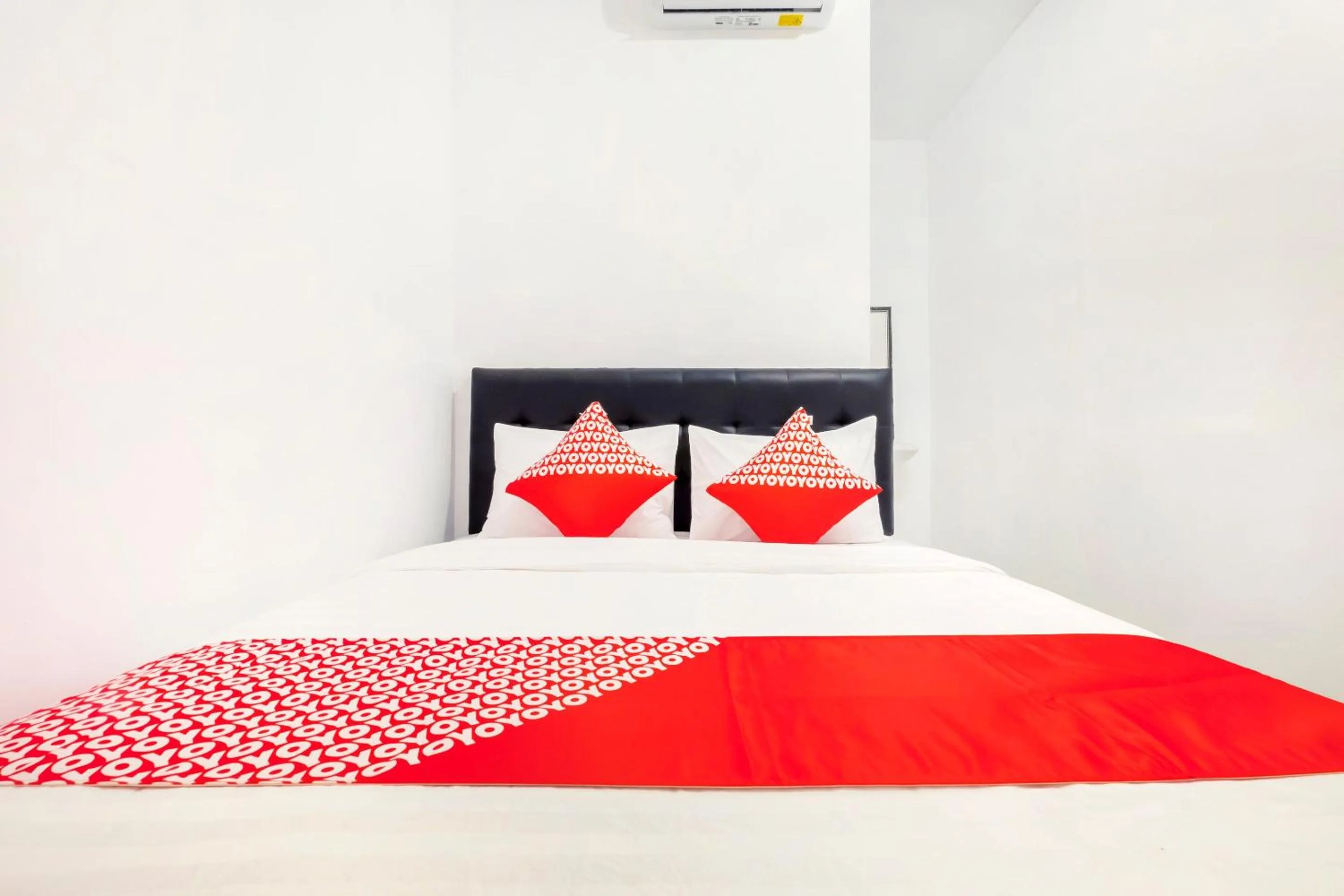 Bedroom, Bed in Hotel O Brosta