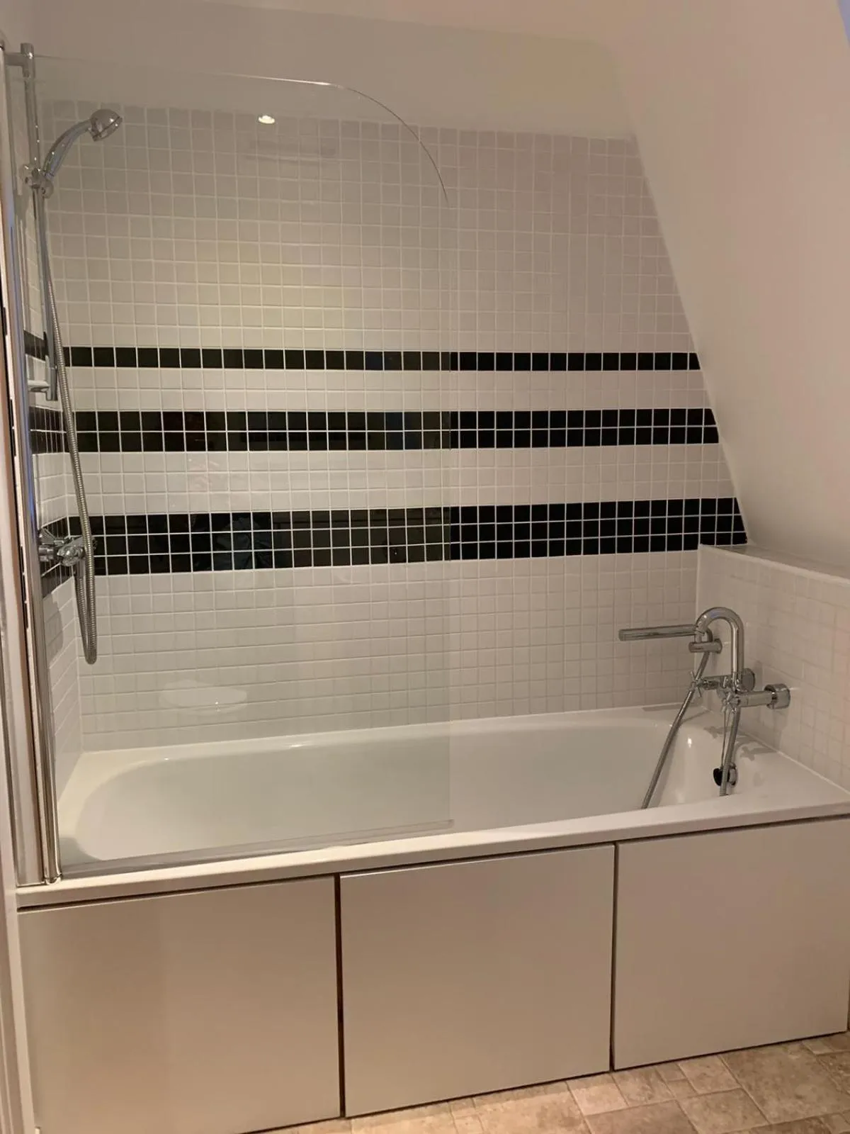 Bathroom in The Riding Gate Apartment