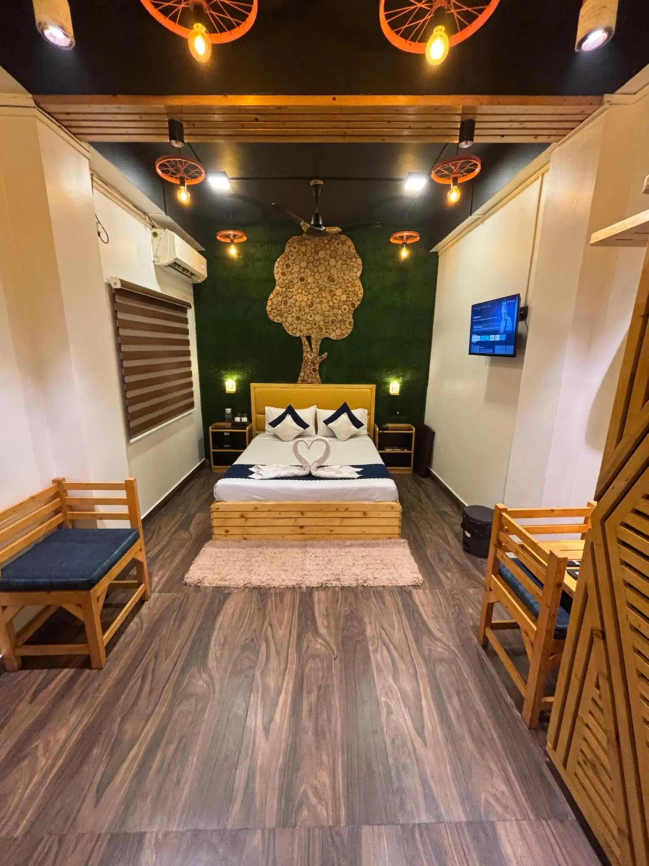 Bed in Island Cliff Bed in Island Cliff