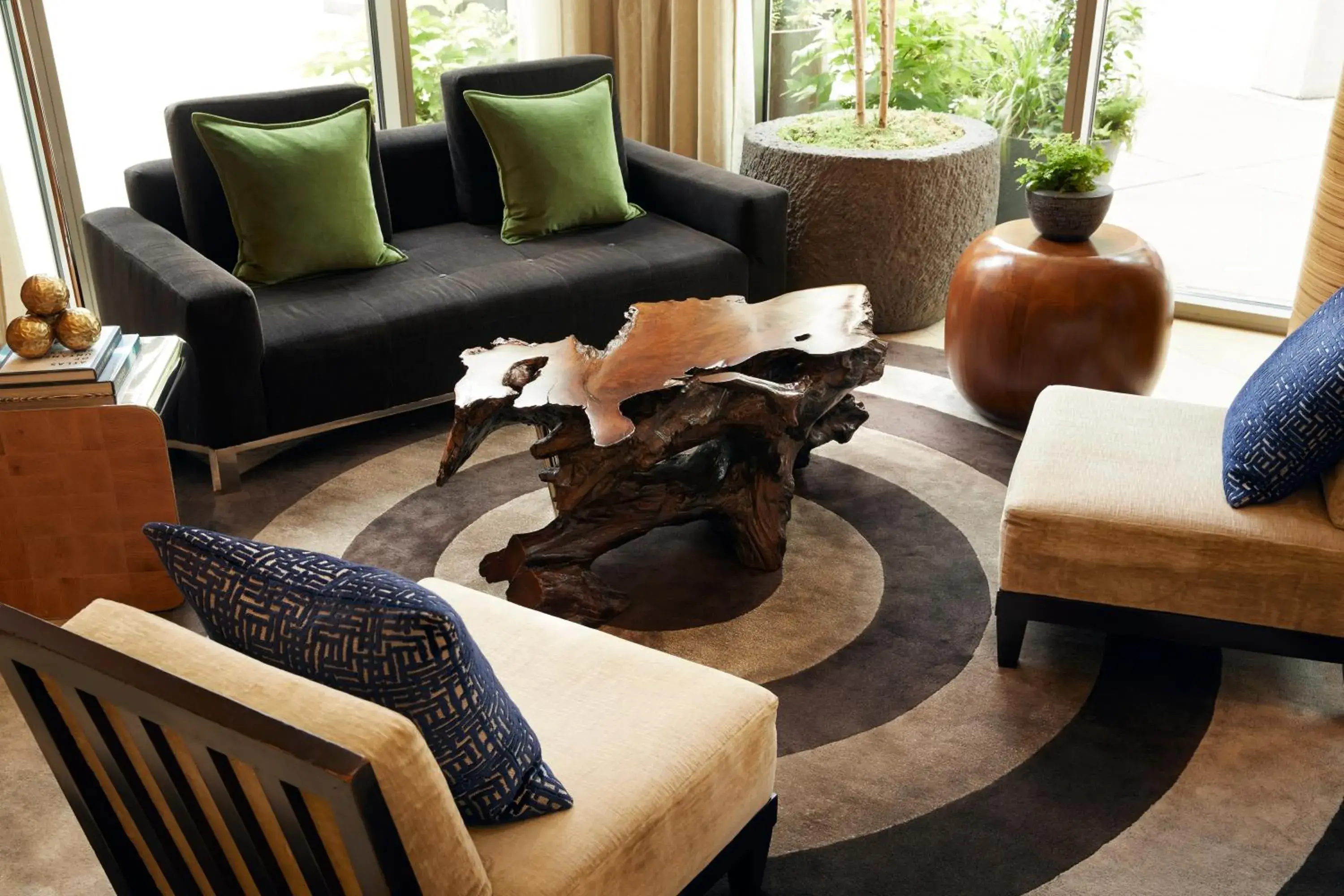 Lobby or reception in Pan Pacific Seattle Lobby or reception in Pan Pacific Seattle