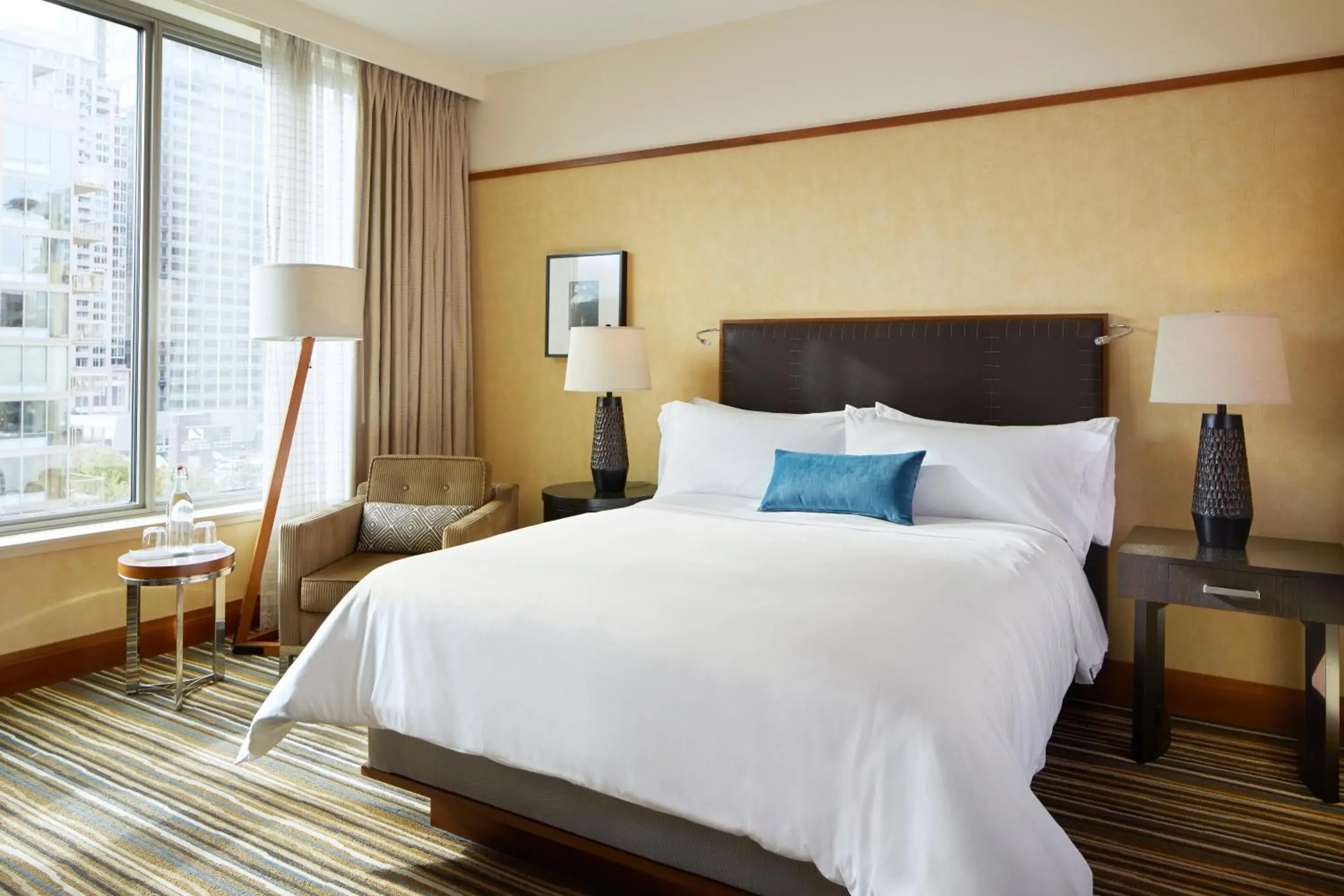 Bedroom, Bed in Pan Pacific Seattle Bedroom, Bed in Pan Pacific Seattle