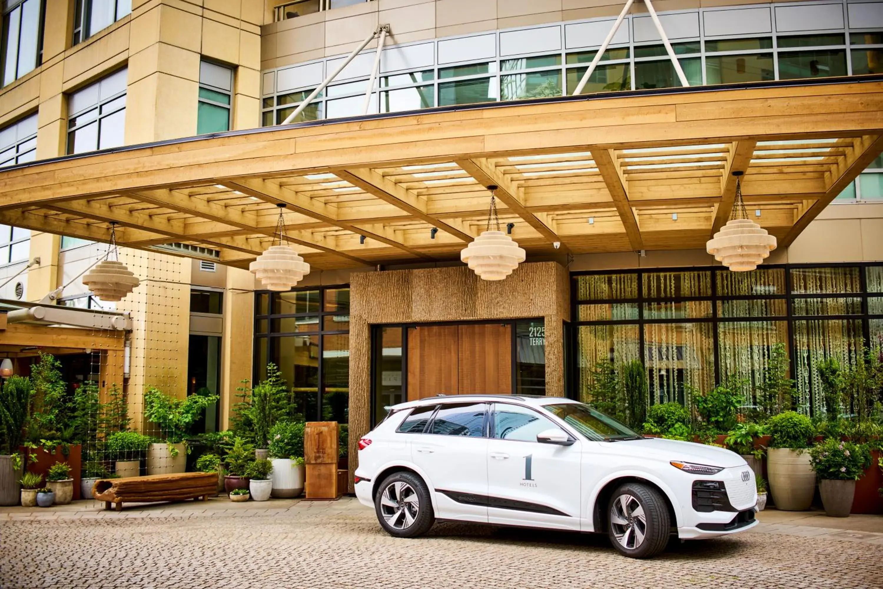 Facade/entrance in 1 Hotel Seattle Facade/entrance in 1 Hotel Seattle