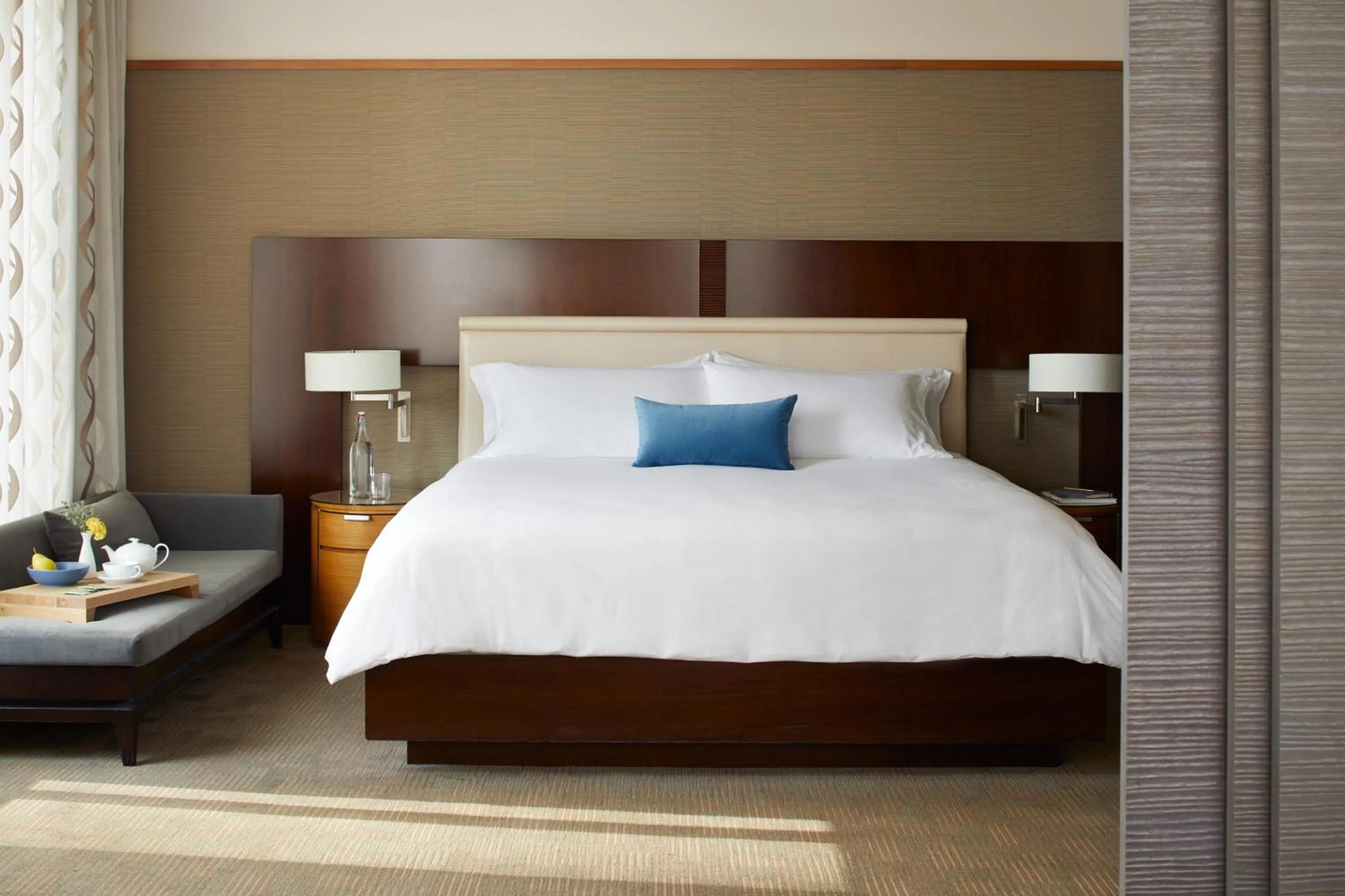 Bedroom, Bed in Pan Pacific Seattle