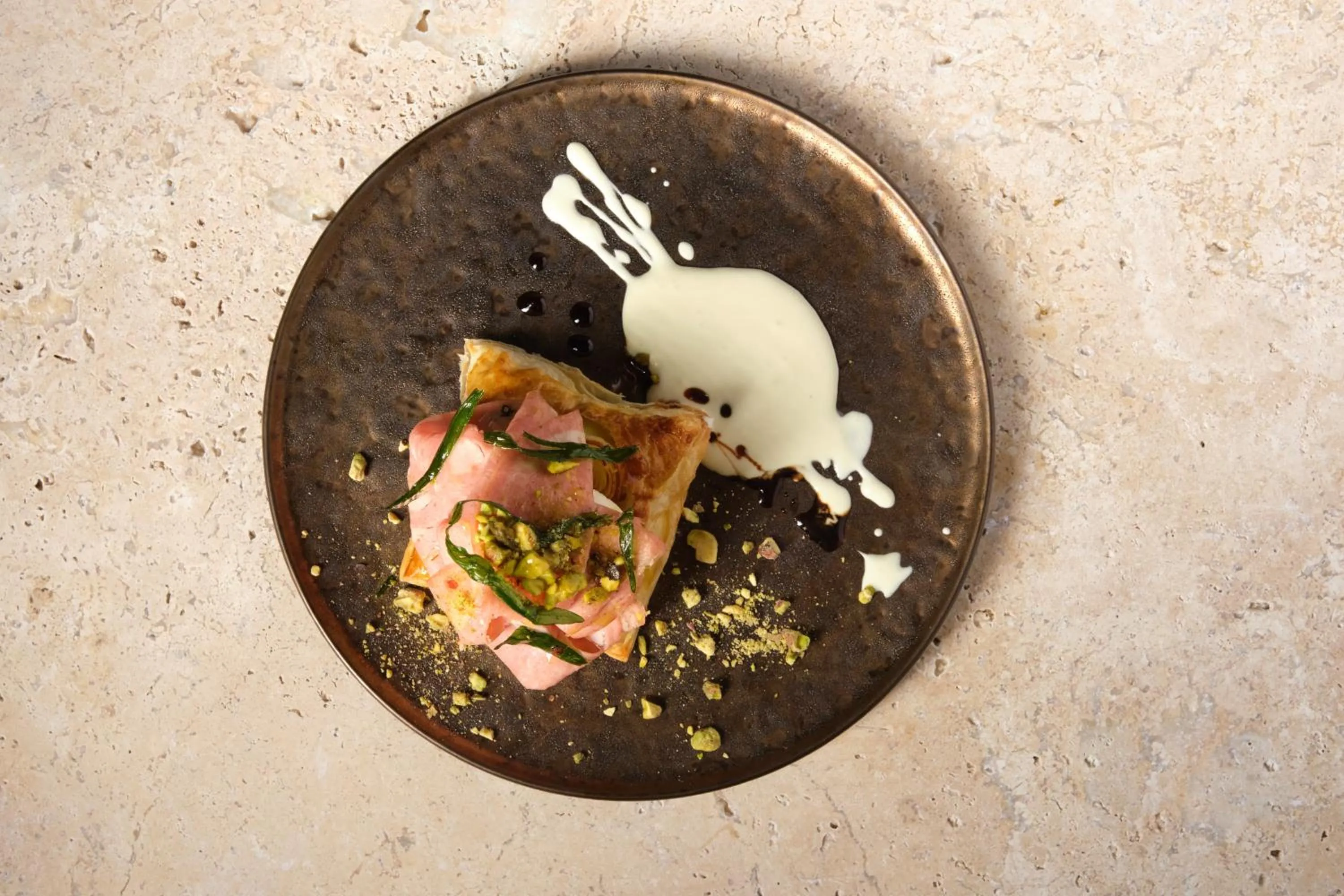 Restaurant/places to eat in 1 Hotel Seattle