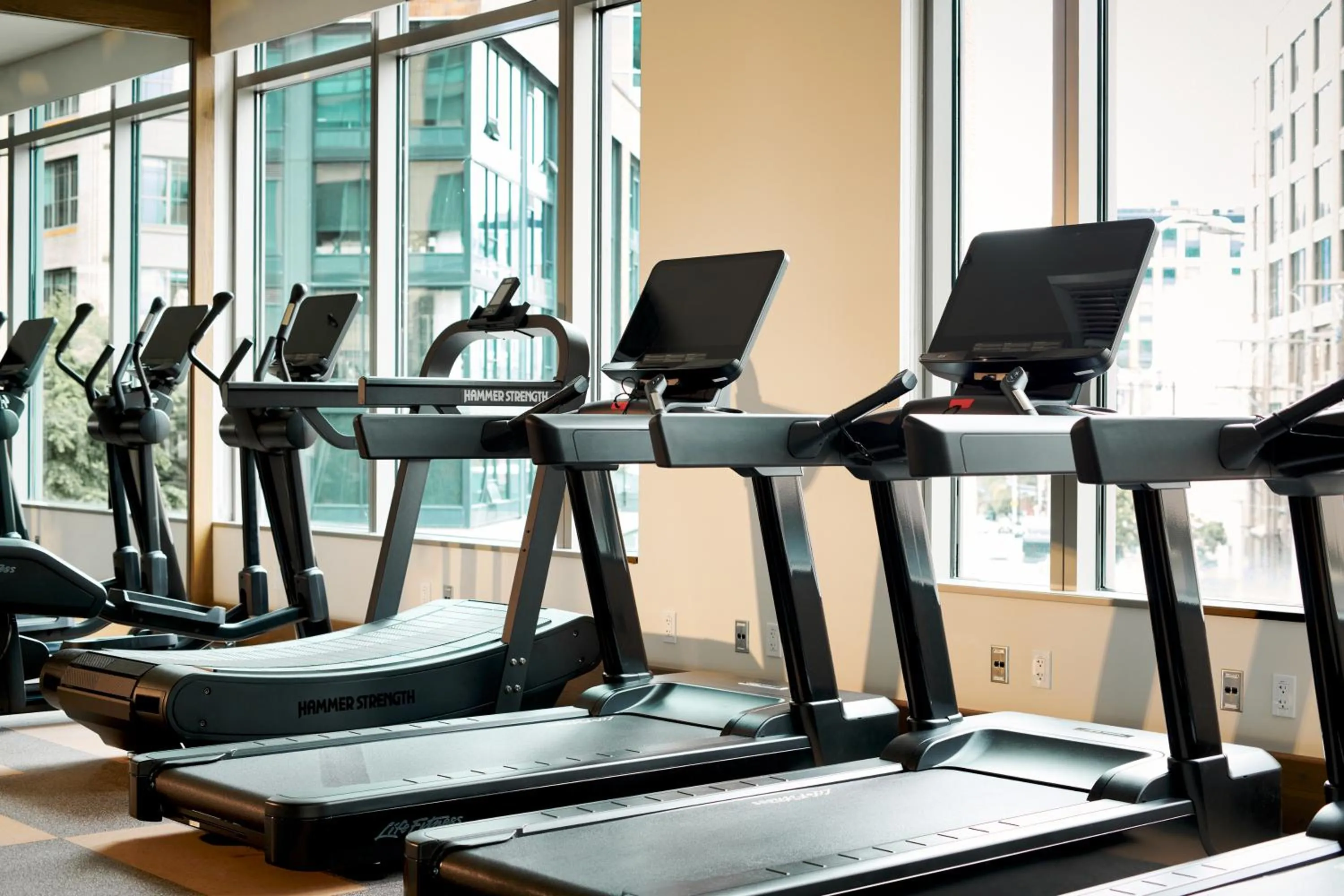 Fitness centre/facilities in 1 Hotel Seattle