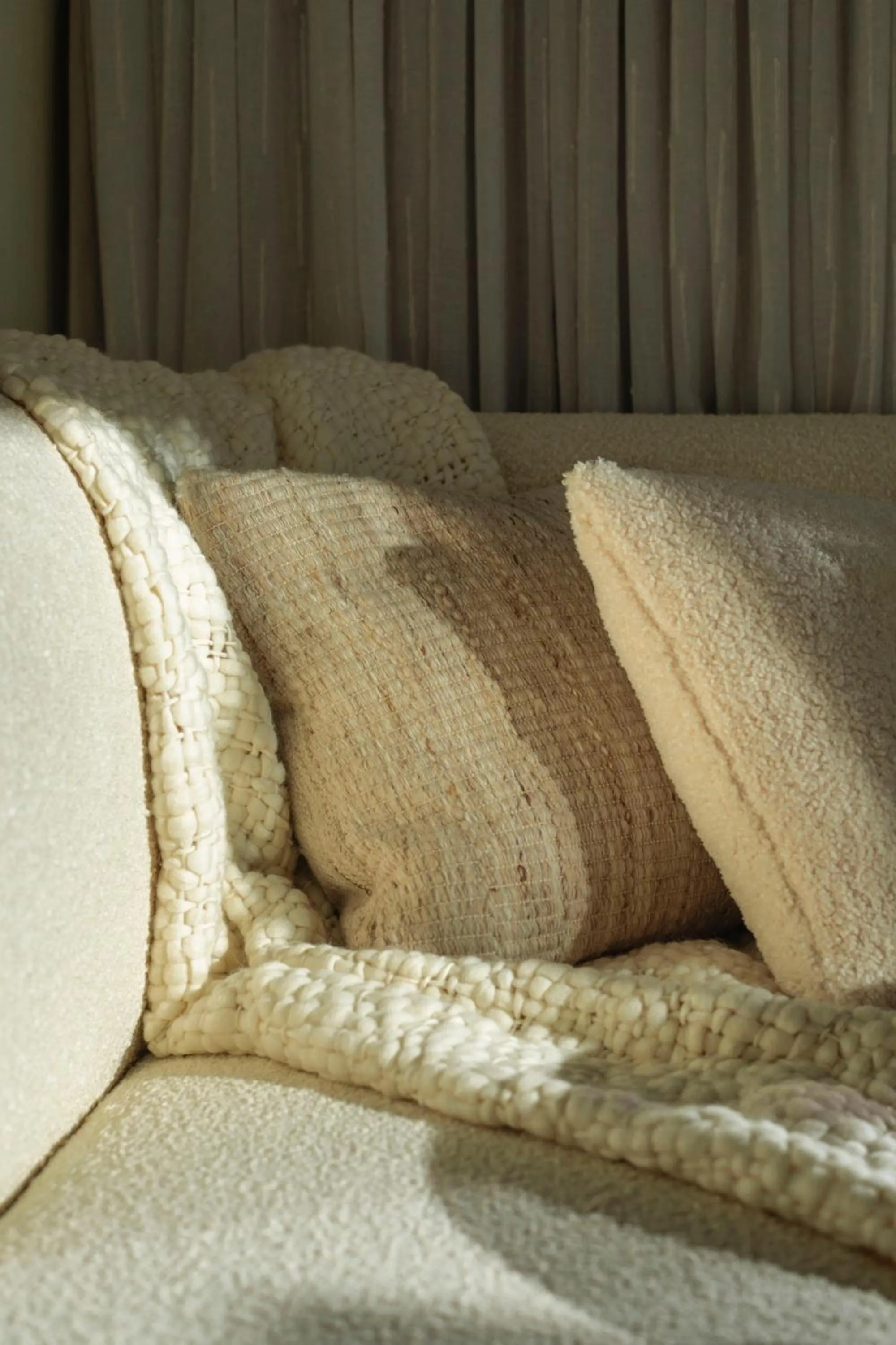 Seating area, Bed in 1 Hotel Seattle