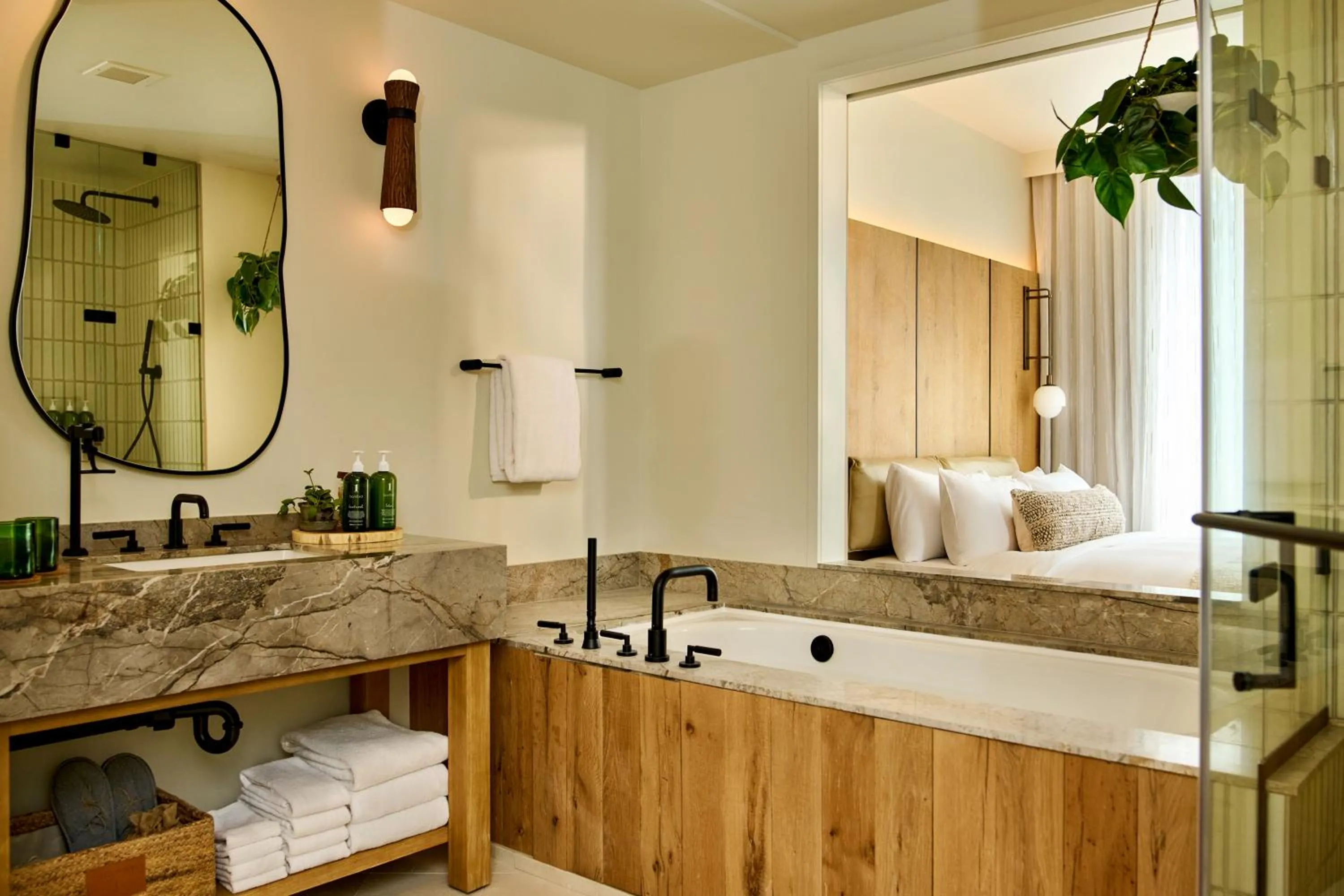 Bathroom, Bed in 1 Hotel Seattle