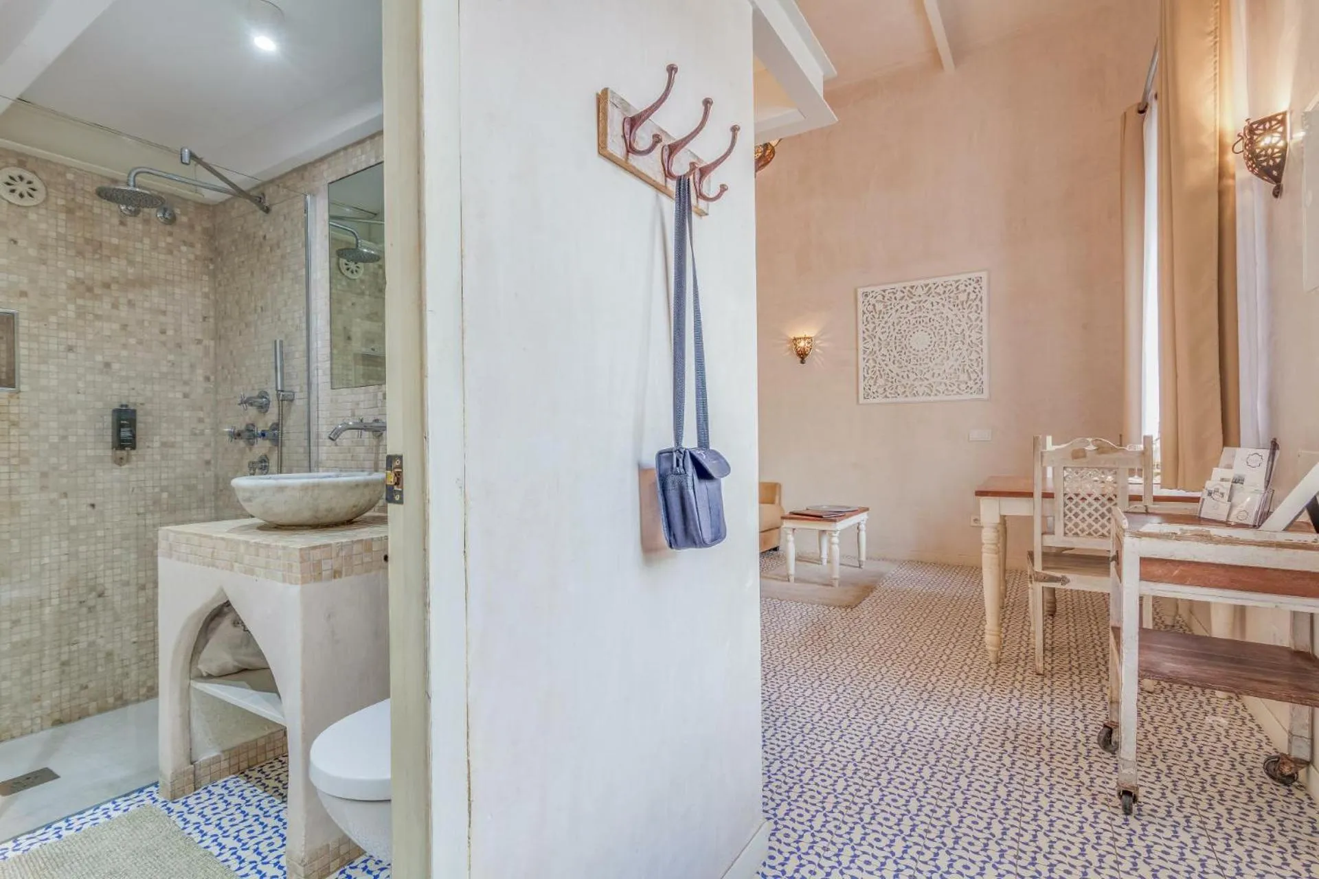 Apartamentos La Residencia Tarifa