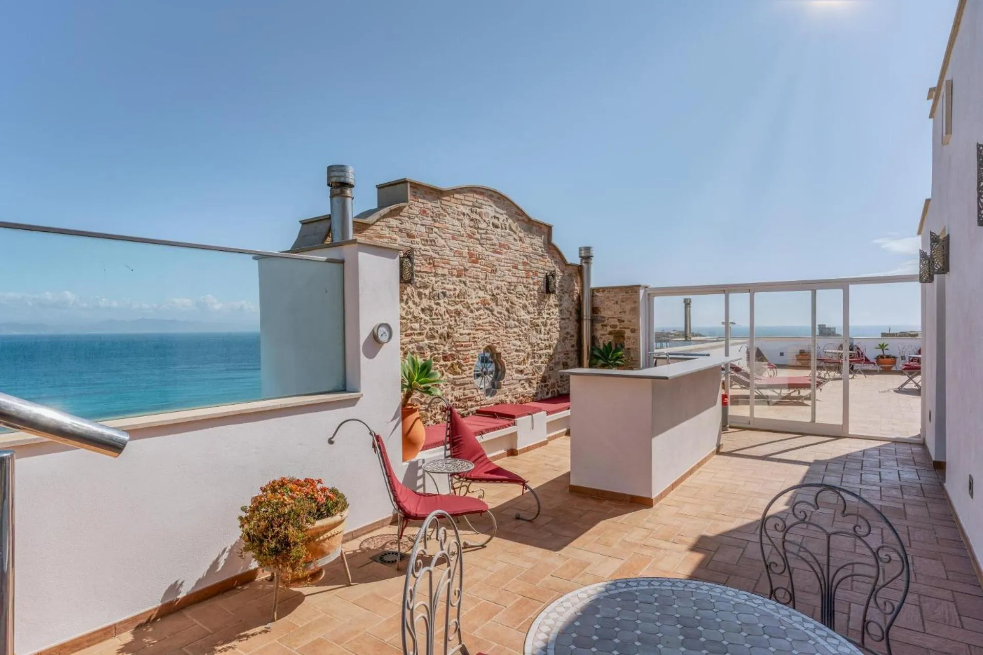 Apartamentos La Residencia Tarifa