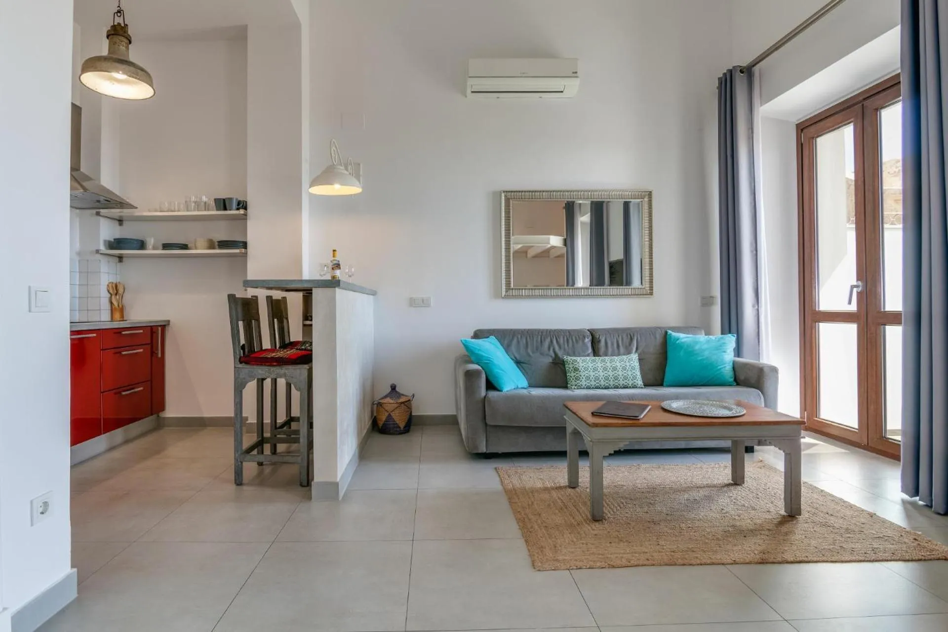 Apartamentos La Residencia Tarifa