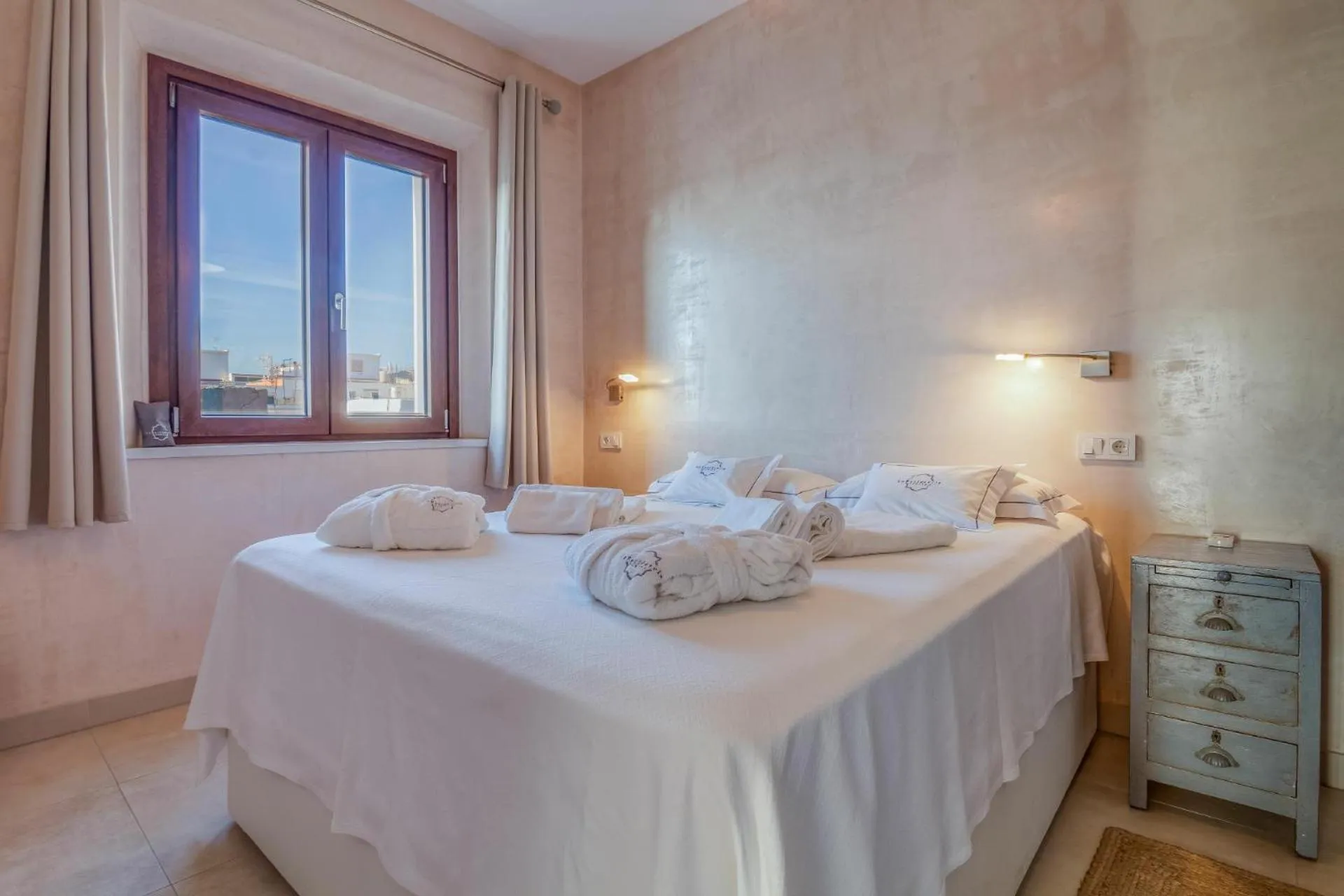 Bed in Apartamentos La Residencia Tarifa