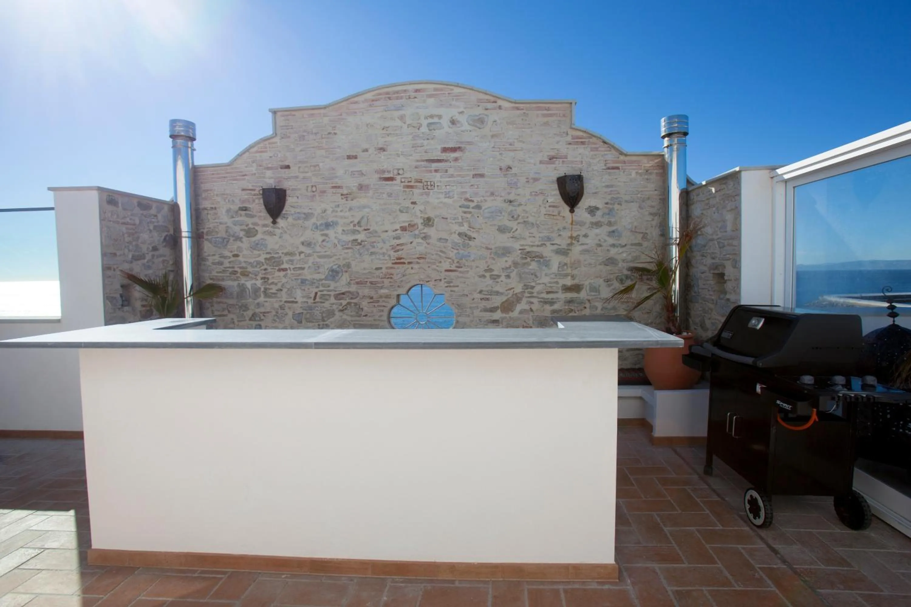 BBQ facilities in Apartamentos La Residencia Tarifa