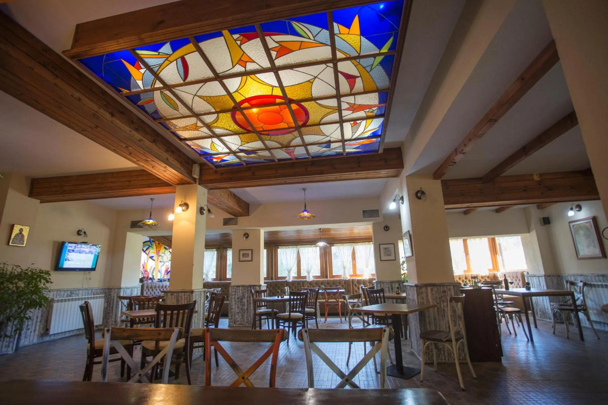 Food and drinks in Family Prim Hotel