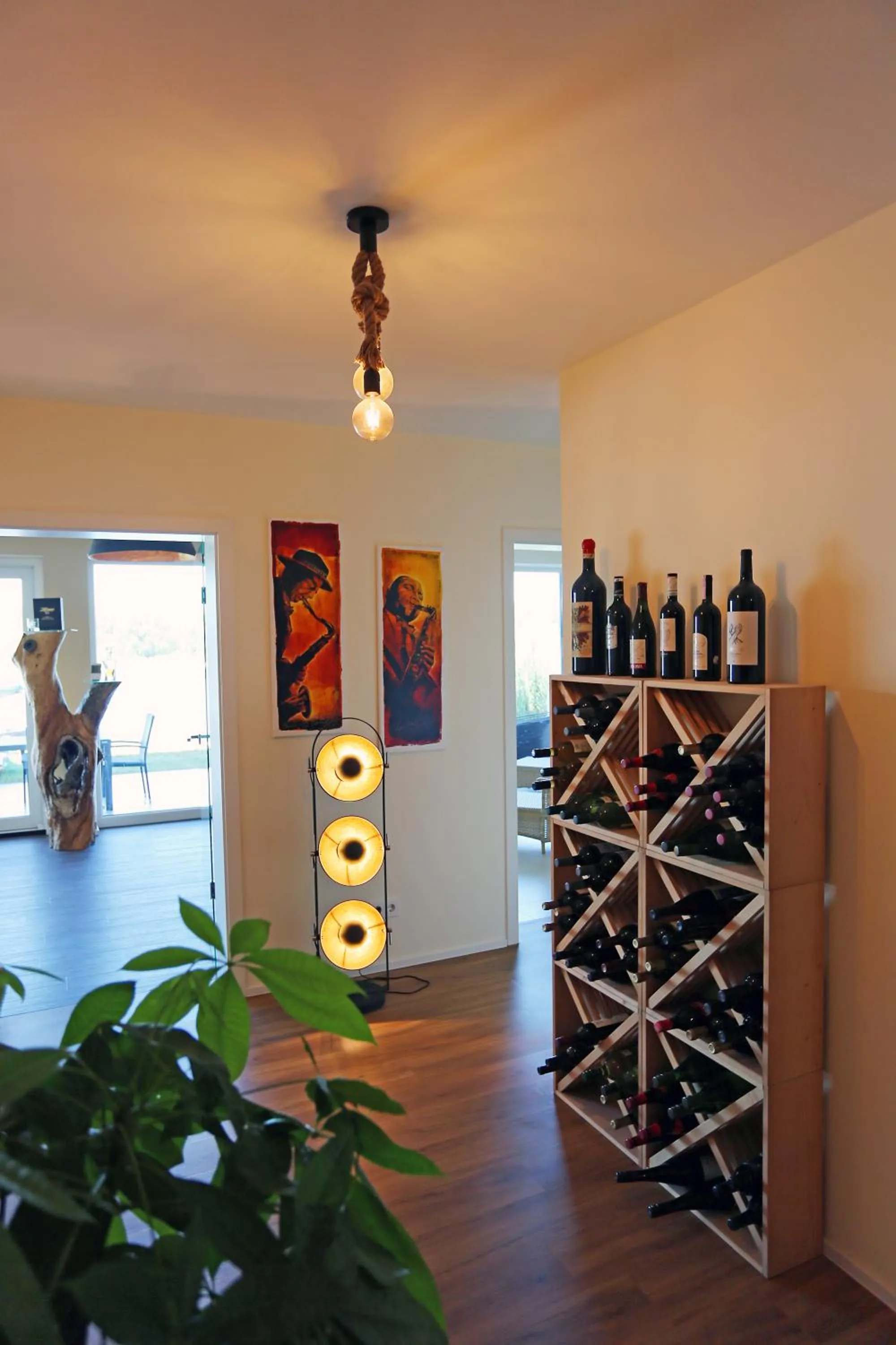 Drinks in Exklusives Rhein-Lounge Apartment mit direktem Rheinblick, Sauna, 2 Schlafzimmern, Parkplatz für bis zu 5 Gäste