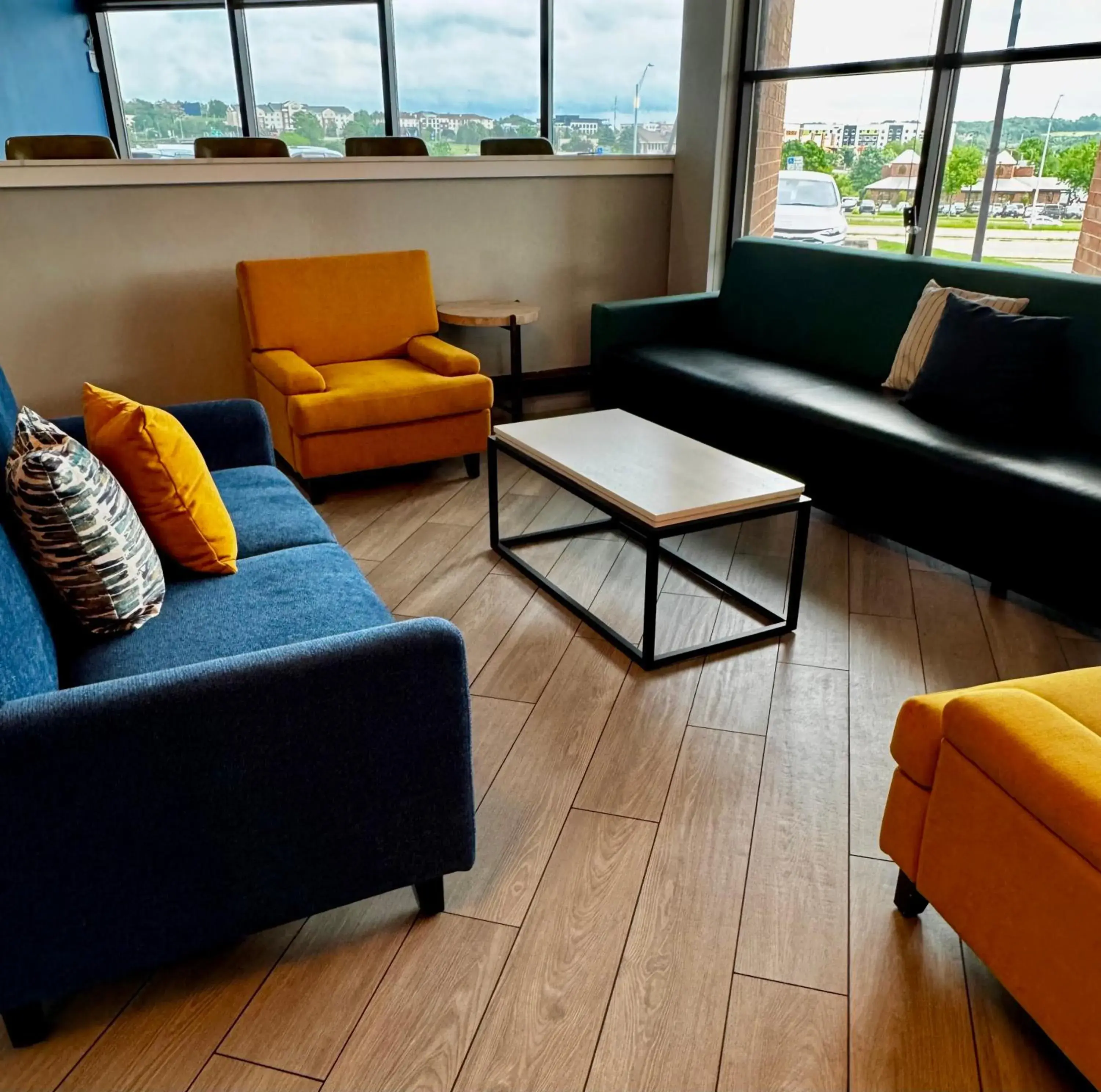 Lobby or reception in Comfort Inn & Suites Madison - Airport Lobby or reception in Comfort Inn & Suites Madison - Airport