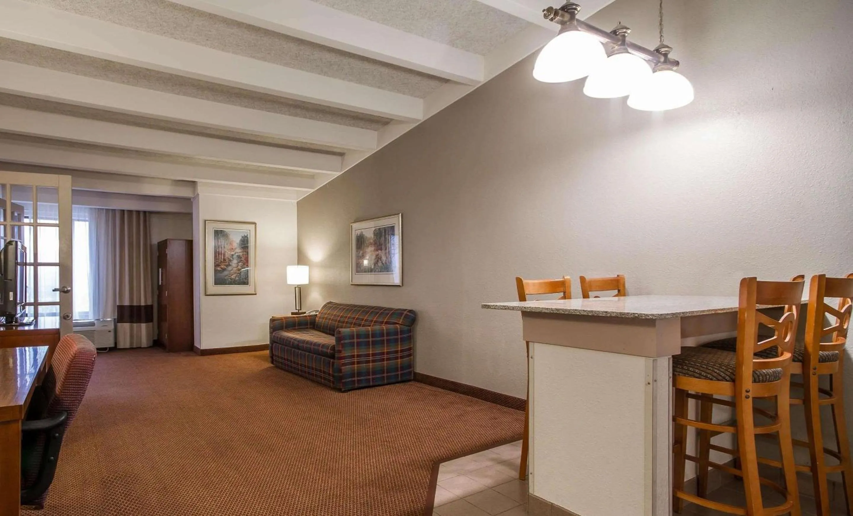 Photo of the whole room in Comfort Inn & Suites Madison - Airport
