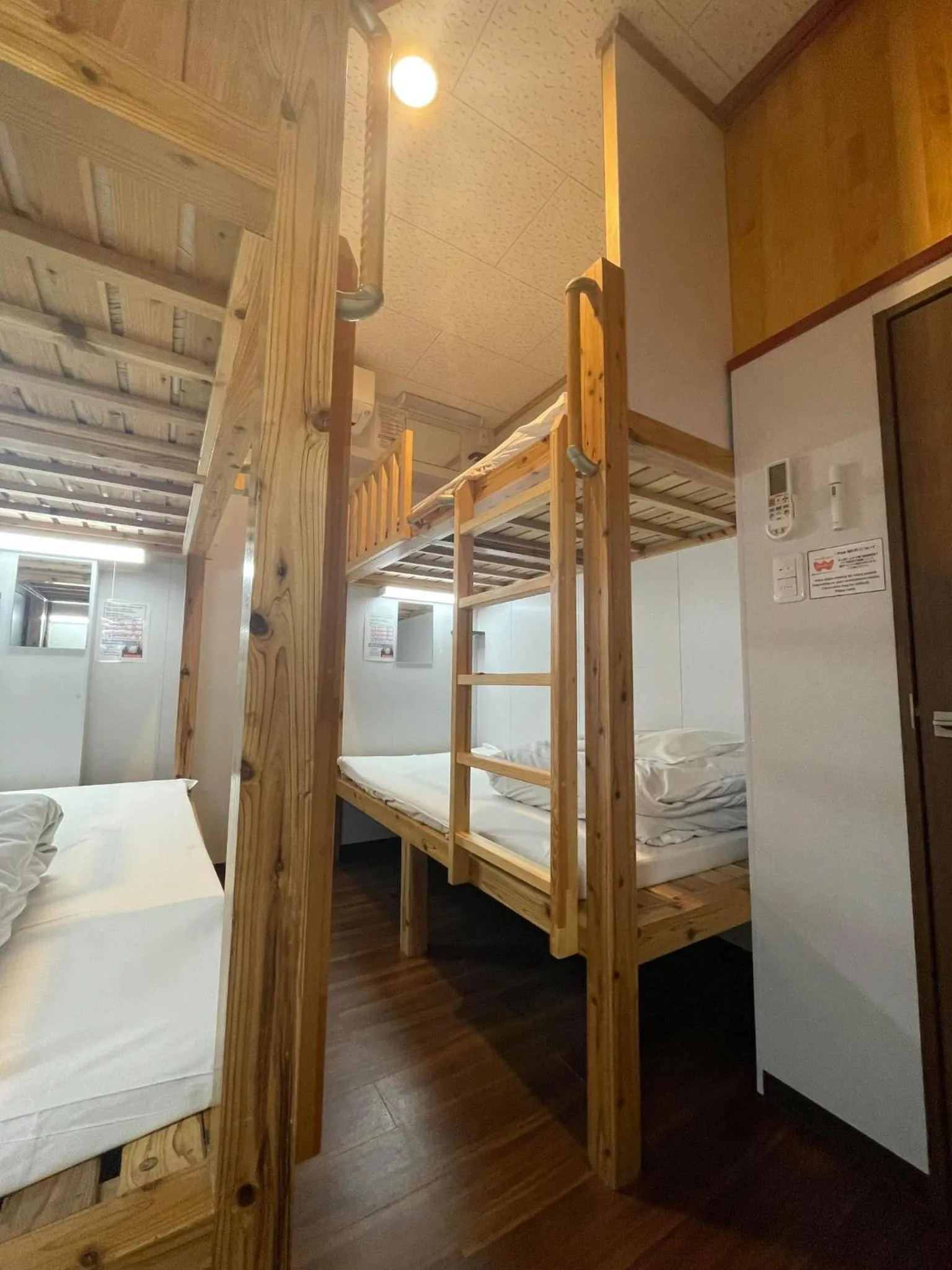 Bunk Bed in JAM HOSTEL Hakata Station Front Semi-private room with shared bathroom - Vacation STAY 61445
