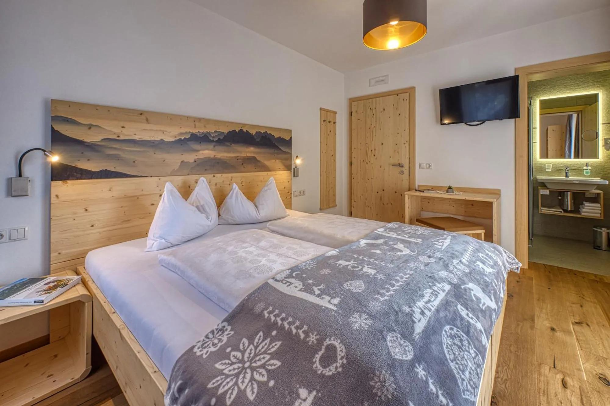 Bedroom, Bed in Garni Appartments Helvetia