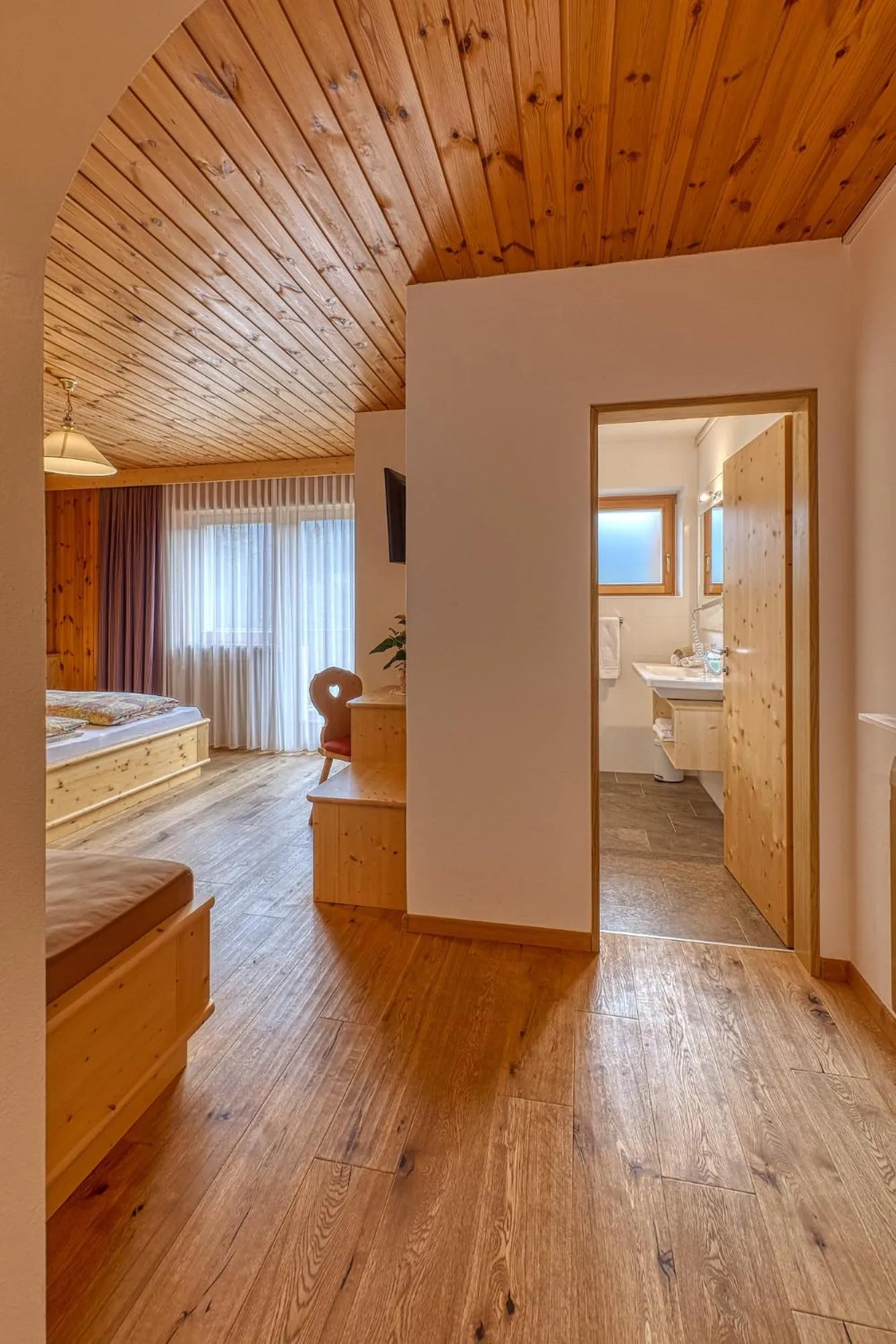 Photo of the whole room, Bed in Garni Appartments Helvetia