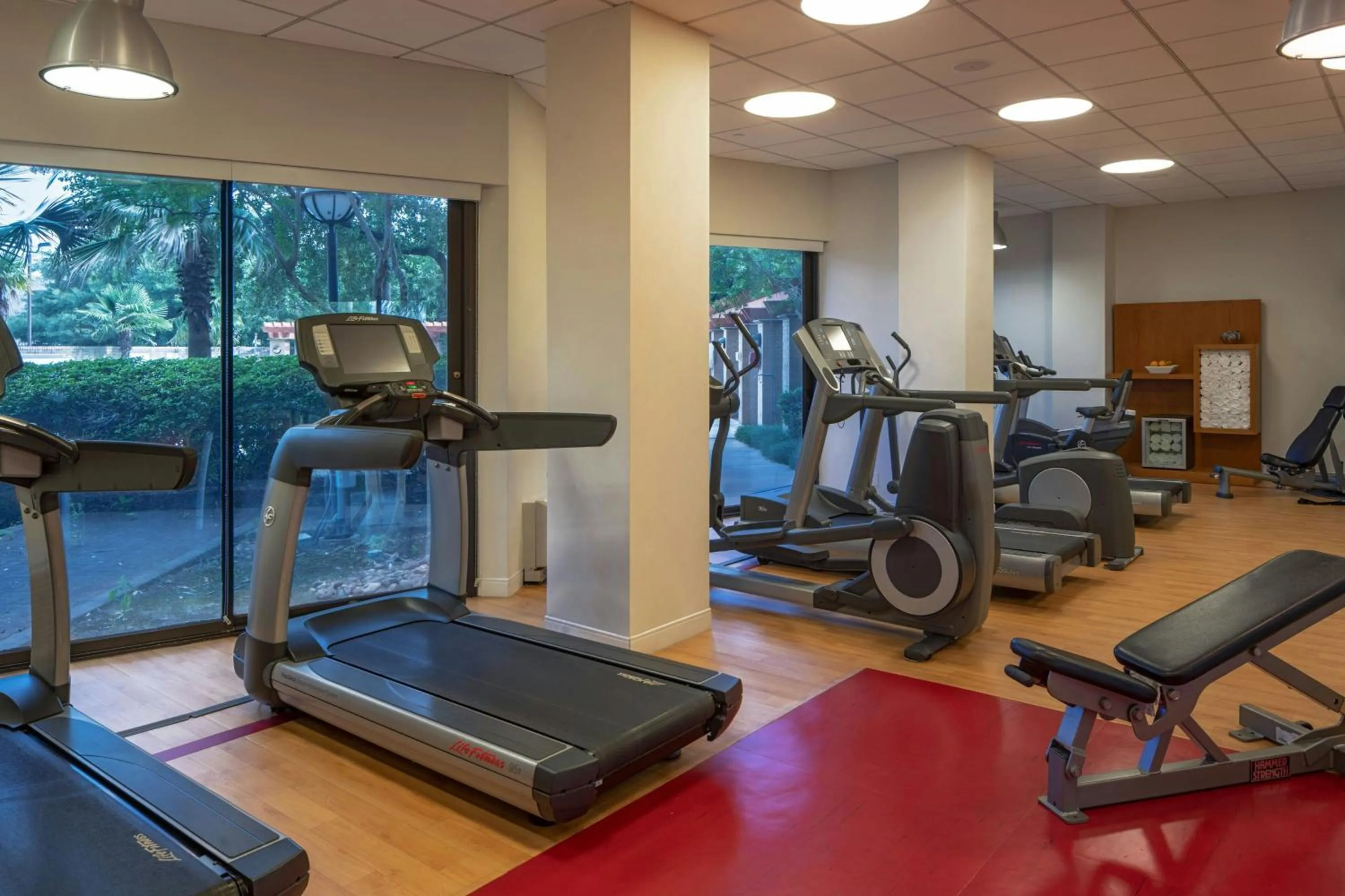 Fitness centre/facilities in Sheraton Houston Brookhollow Hotel