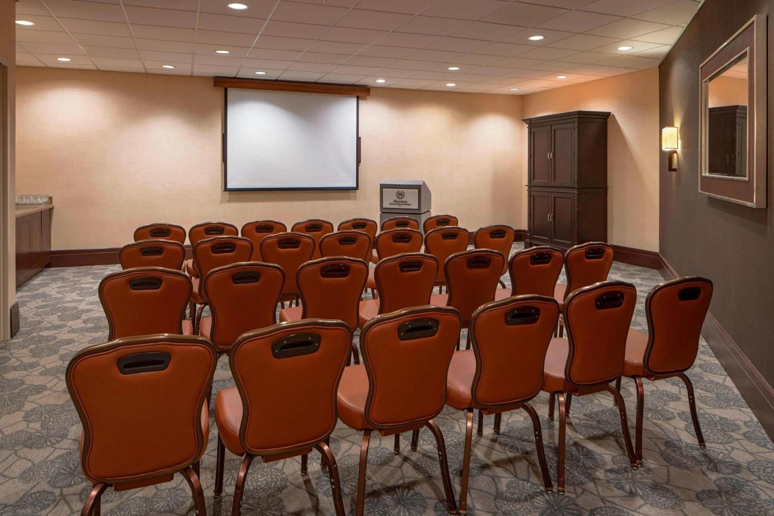 Meeting/conference room in Sheraton Houston Brookhollow Hotel