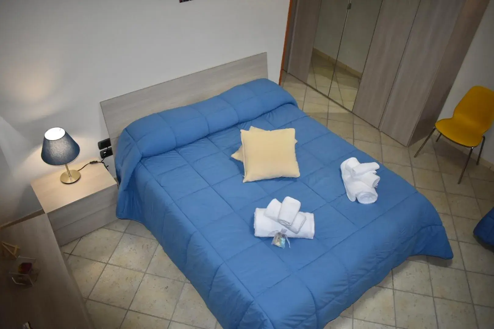 Triple Room with Private Bathroom - single occupancy in B&B Notte Stellata Triple Room with Private Bathroom - single occupancy in B&B Notte Stellata