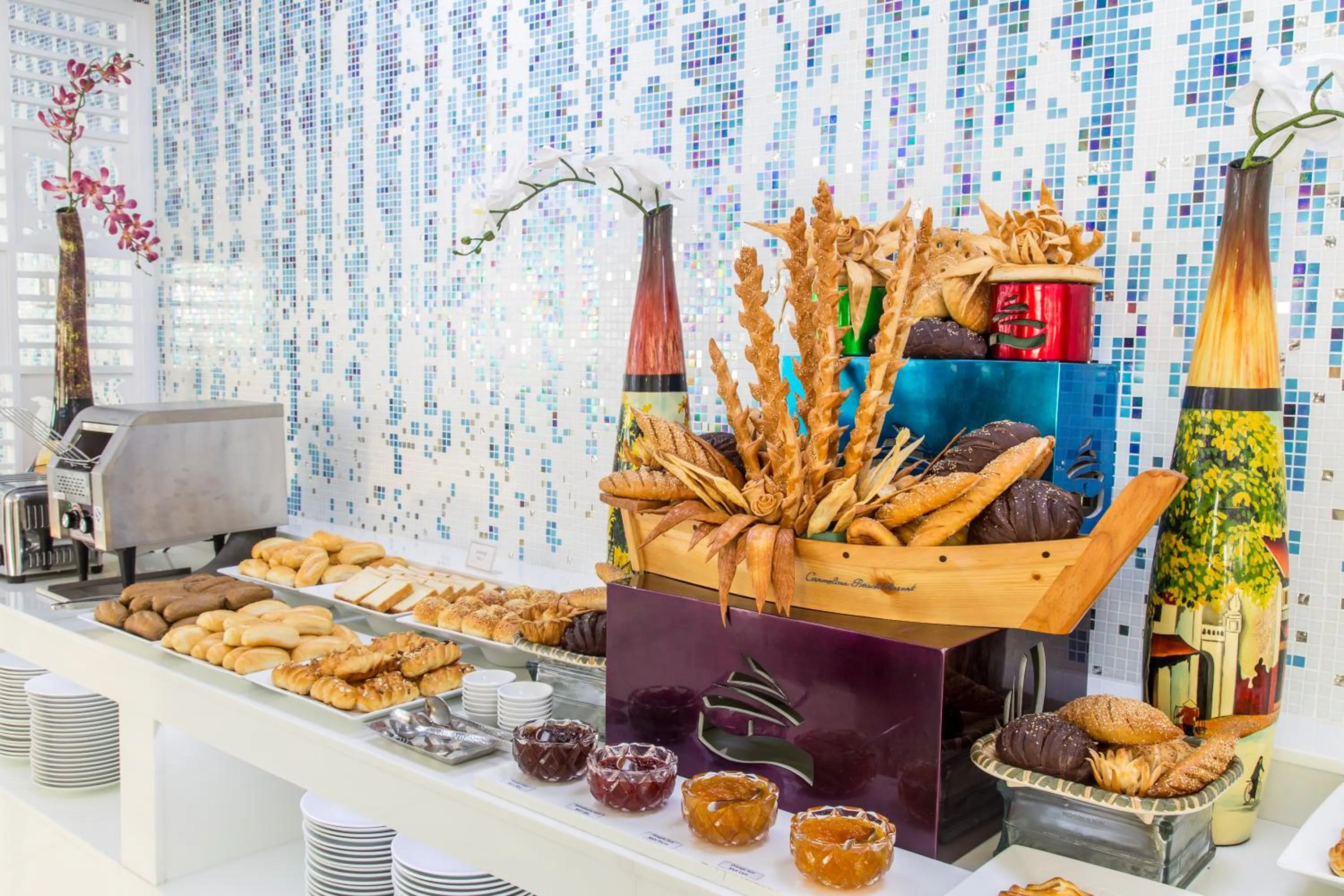 Restaurant/places to eat in Carmelina Beach Resort Ho Tram