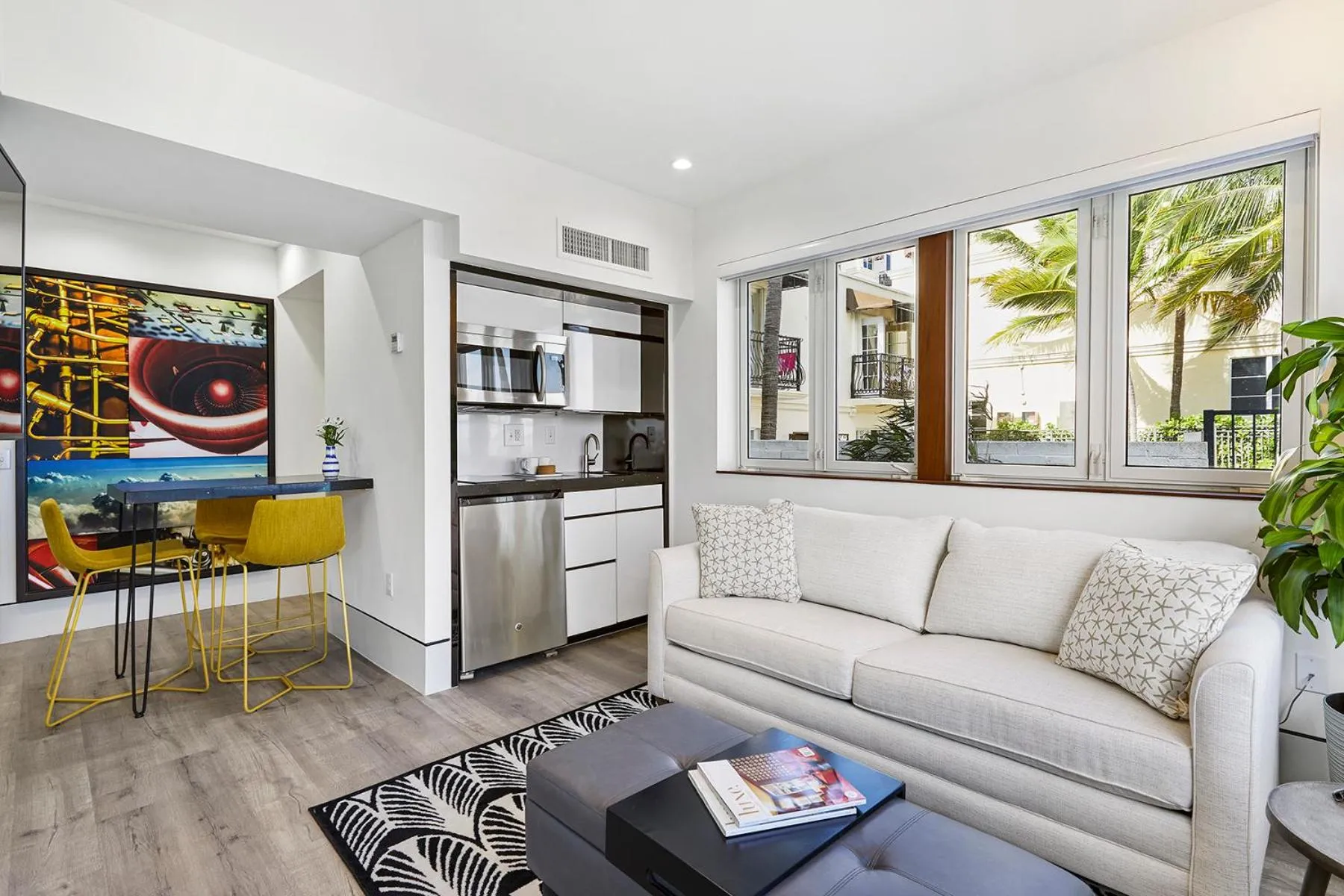 Living room in Ocean Treasure Beachside Suites