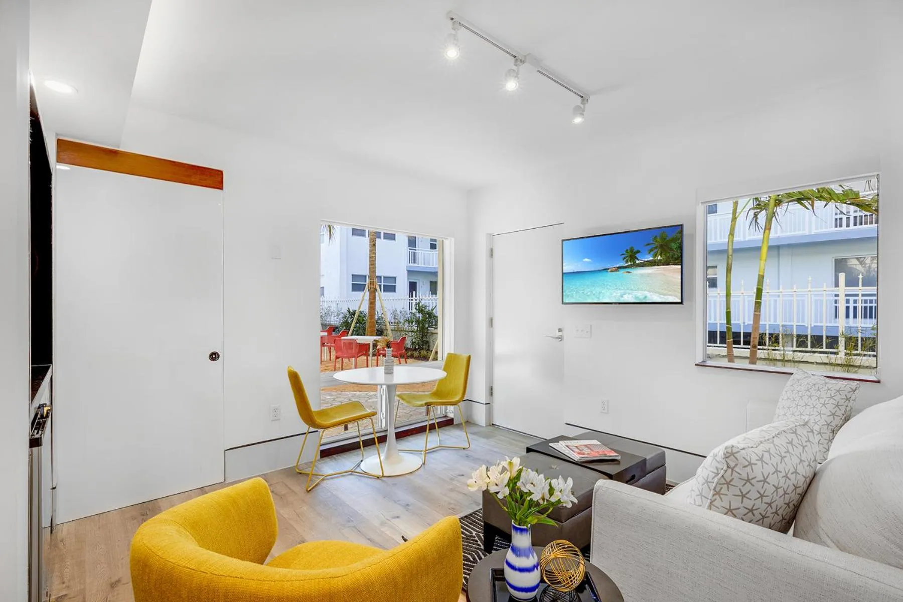 Living room in Ocean Treasure Beachside Suites