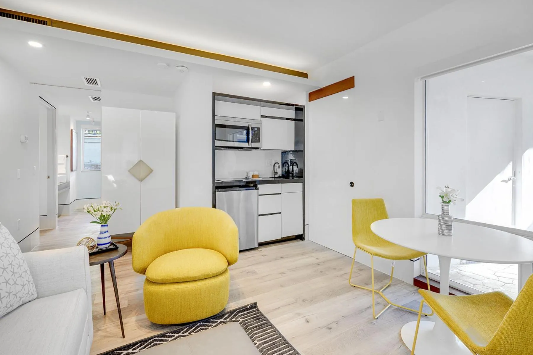 Living room in Ocean Treasure Beachside Suites