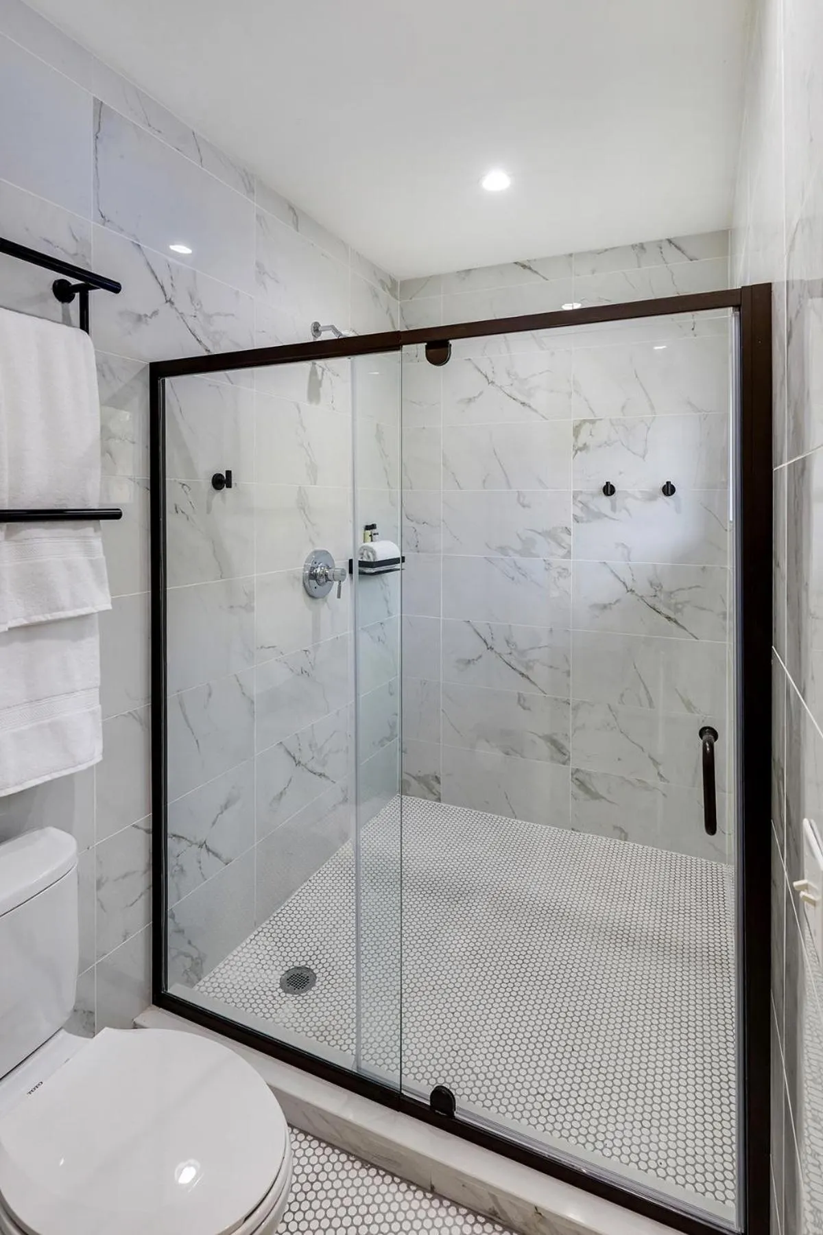 Bathroom in Ocean Treasure Beachside Suites