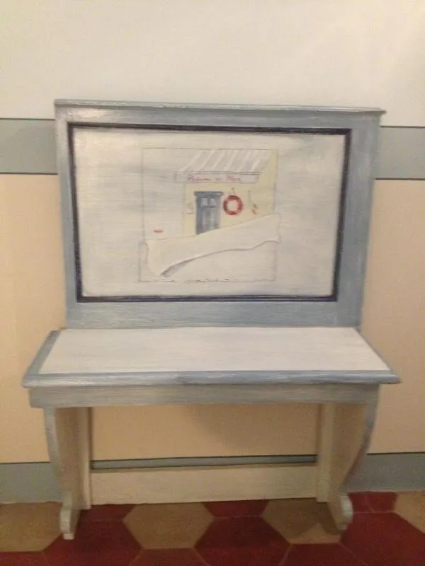 Decorative detail in Perfume Do Mar