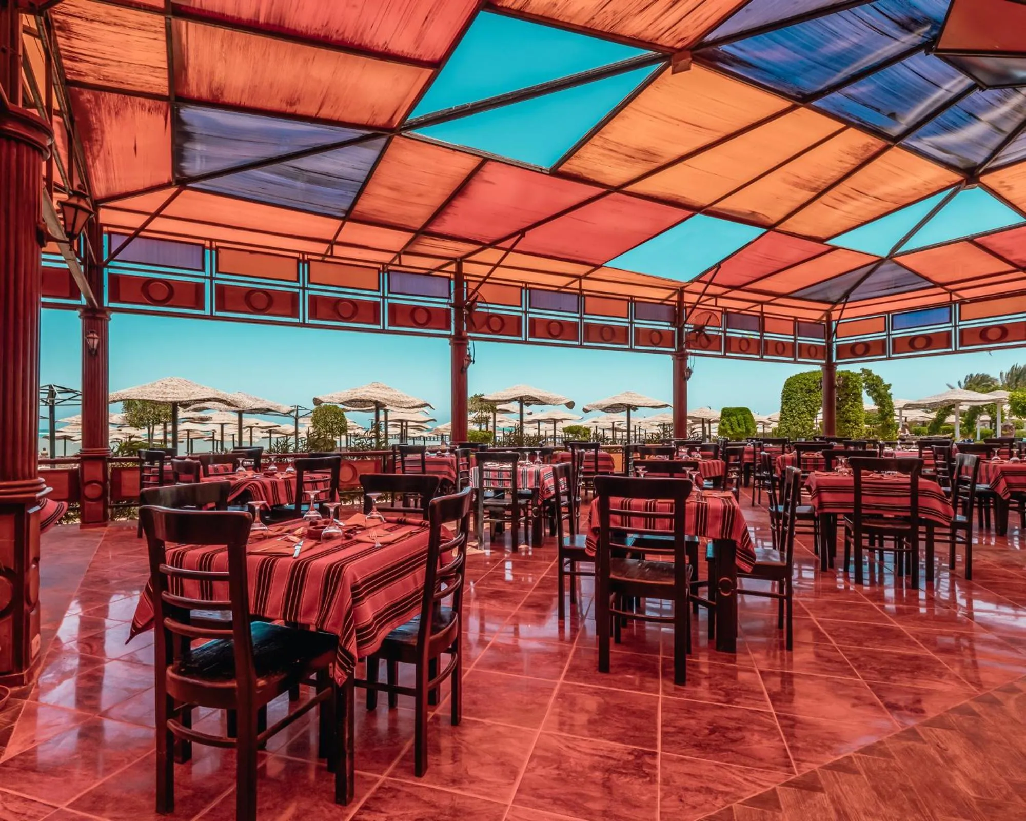 Restaurant/places to eat in AMC Royal Hotel & Spa