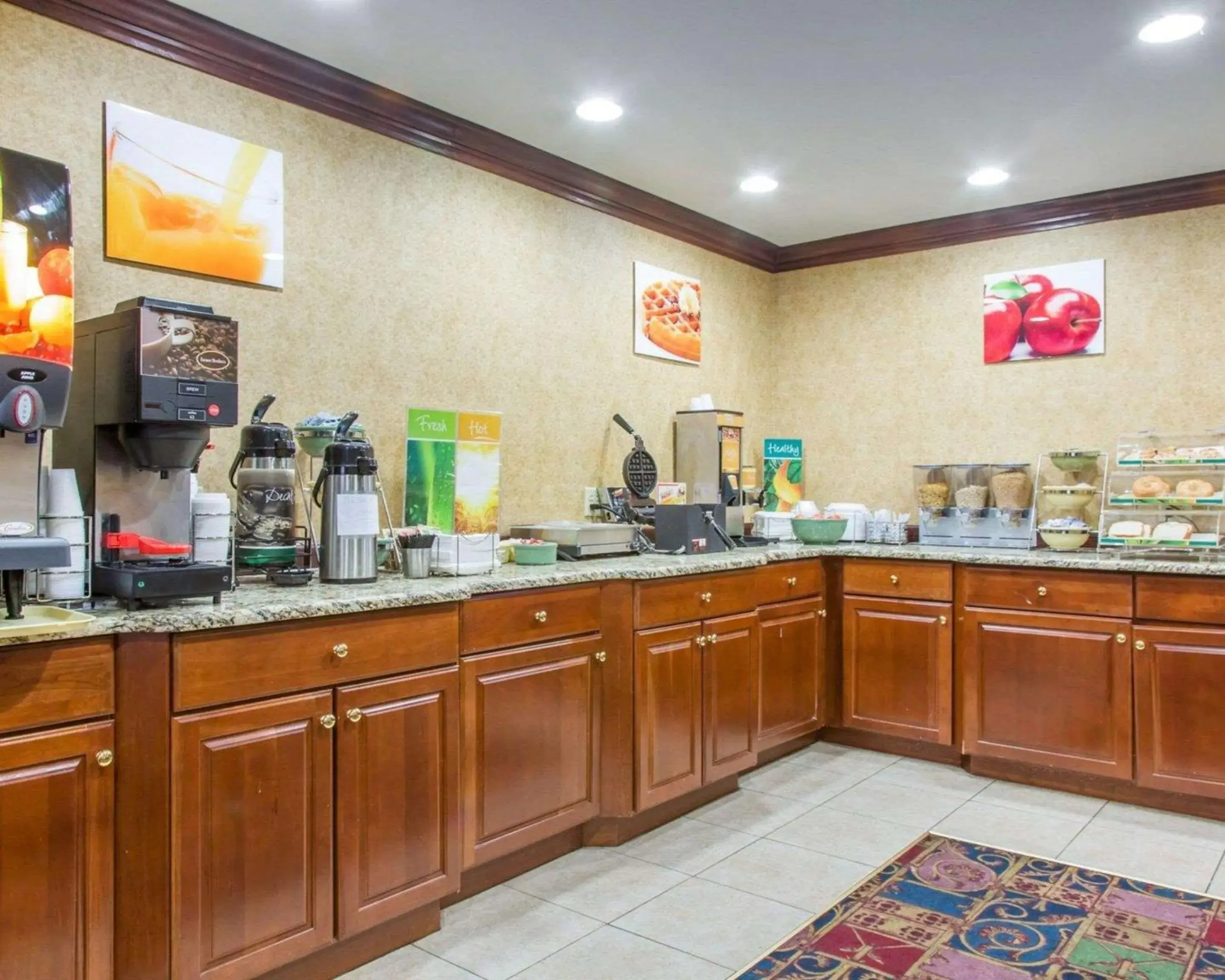 Restaurant/places to eat in Quality Inn & Suites Restaurant/places to eat in Quality Inn & Suites