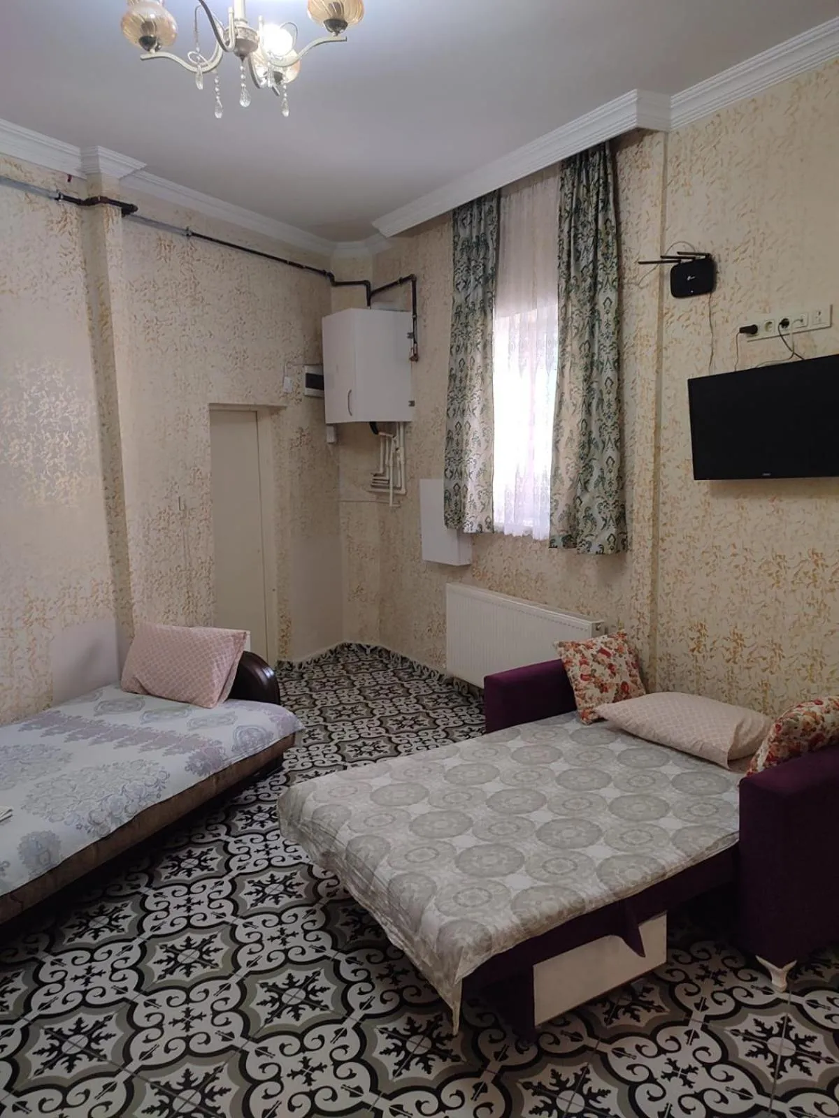 Bed in Old City Pansiyon