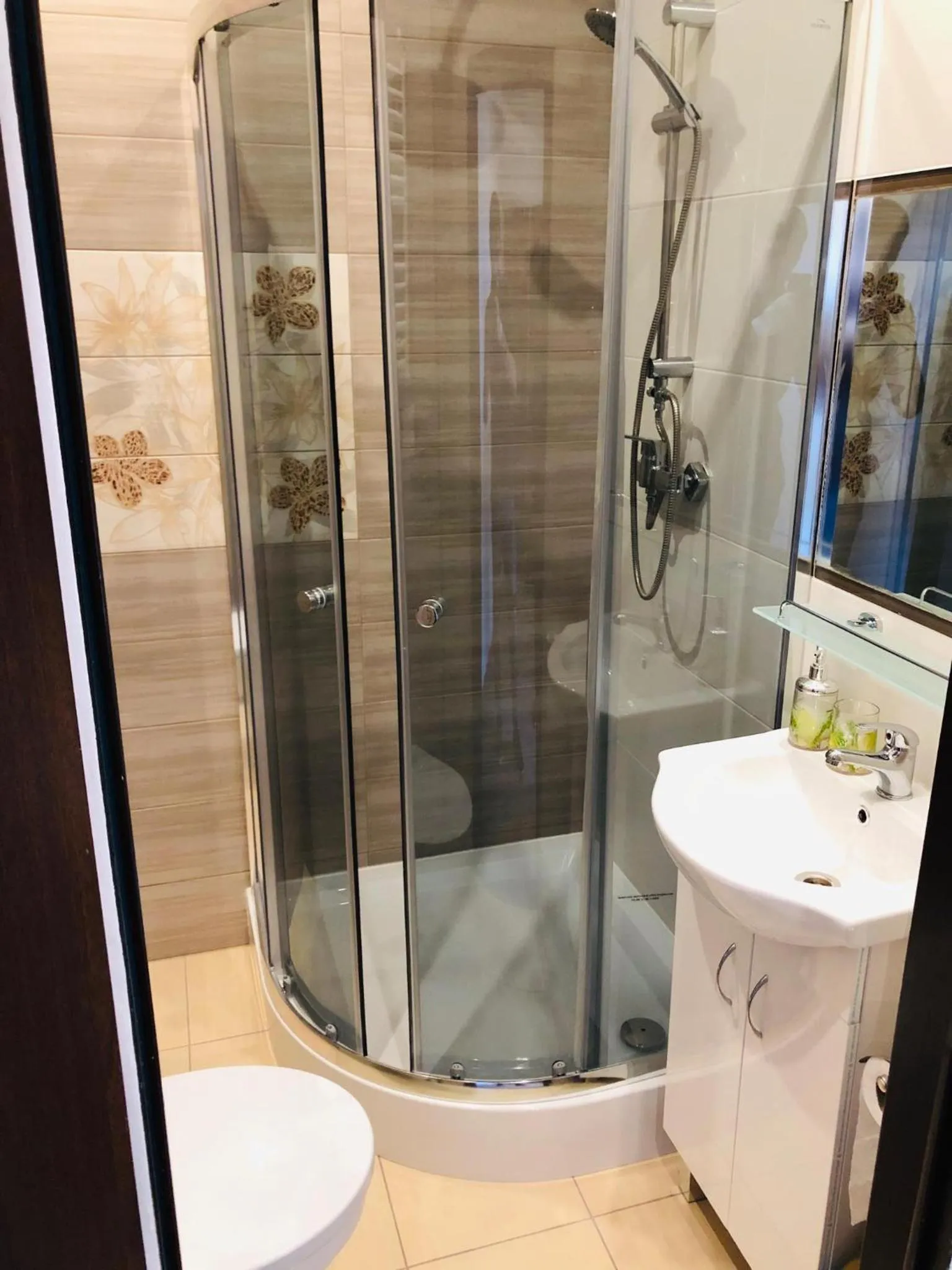 Shower in Hotel Piast