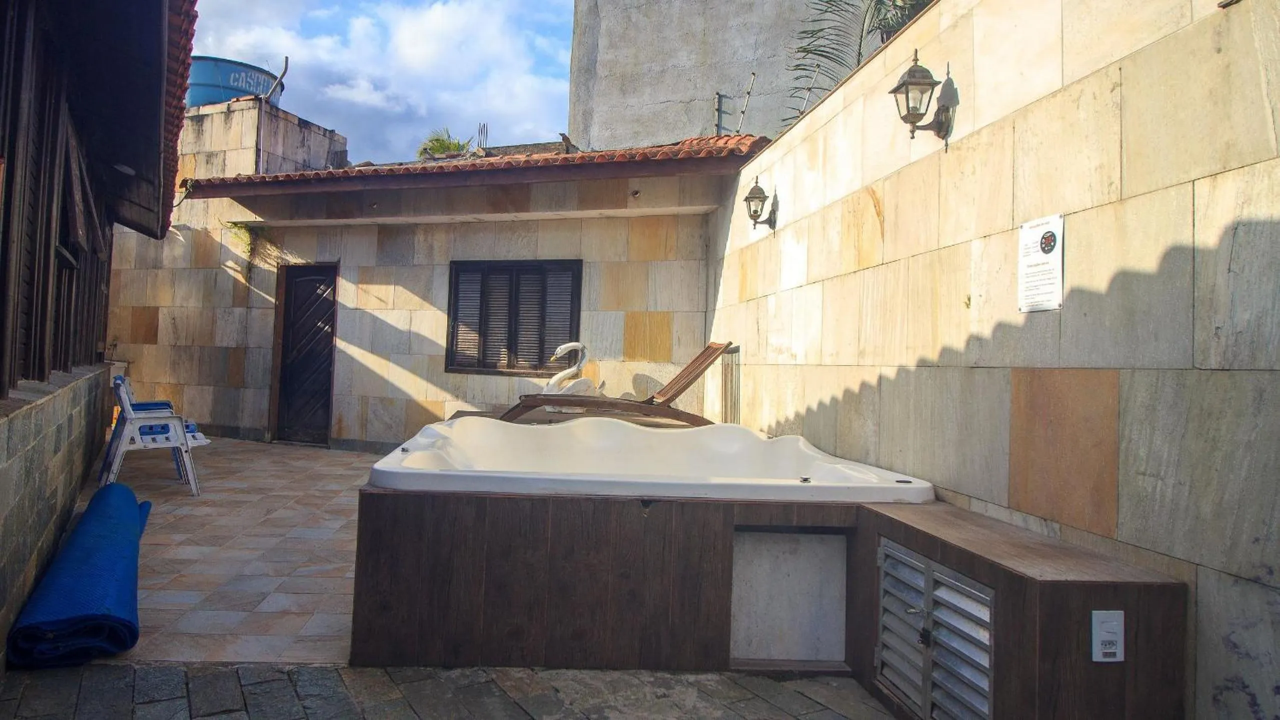 Hot Tub in Piscina Aquecida , SPA, Bilhar, Ar Cond, Wi-Fi