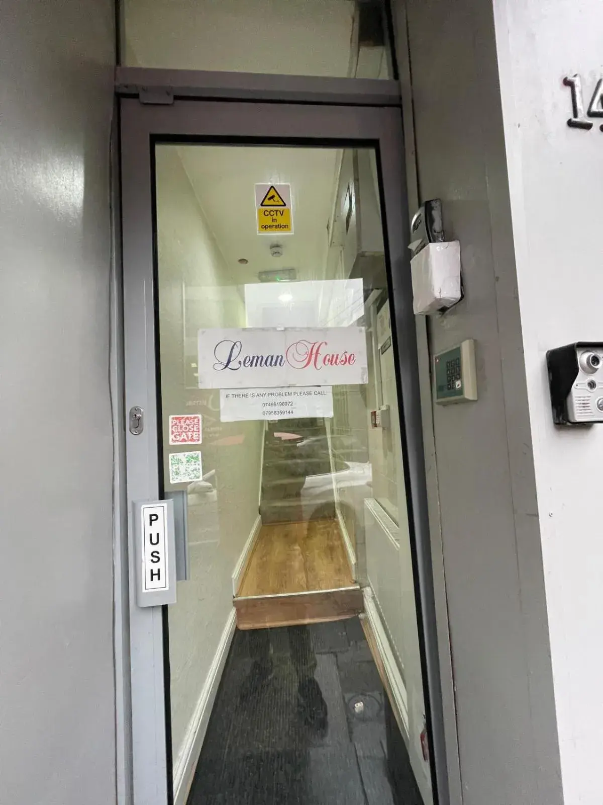 Double Room with Private Bathroom in Leman House Double Room with Private Bathroom in Leman House