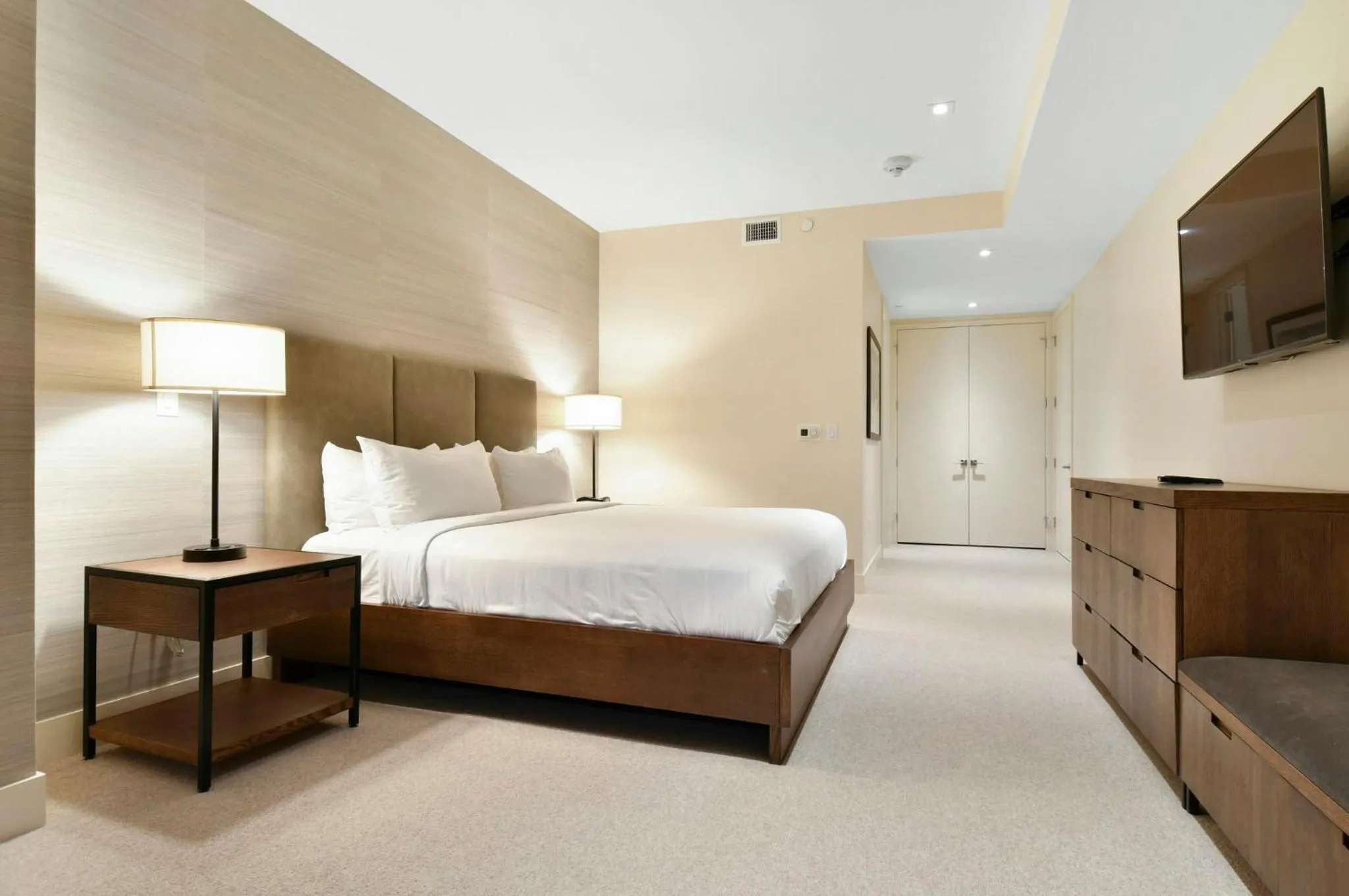 Bedroom, Bed in Lift Park City Condominiums by Vail Resorts